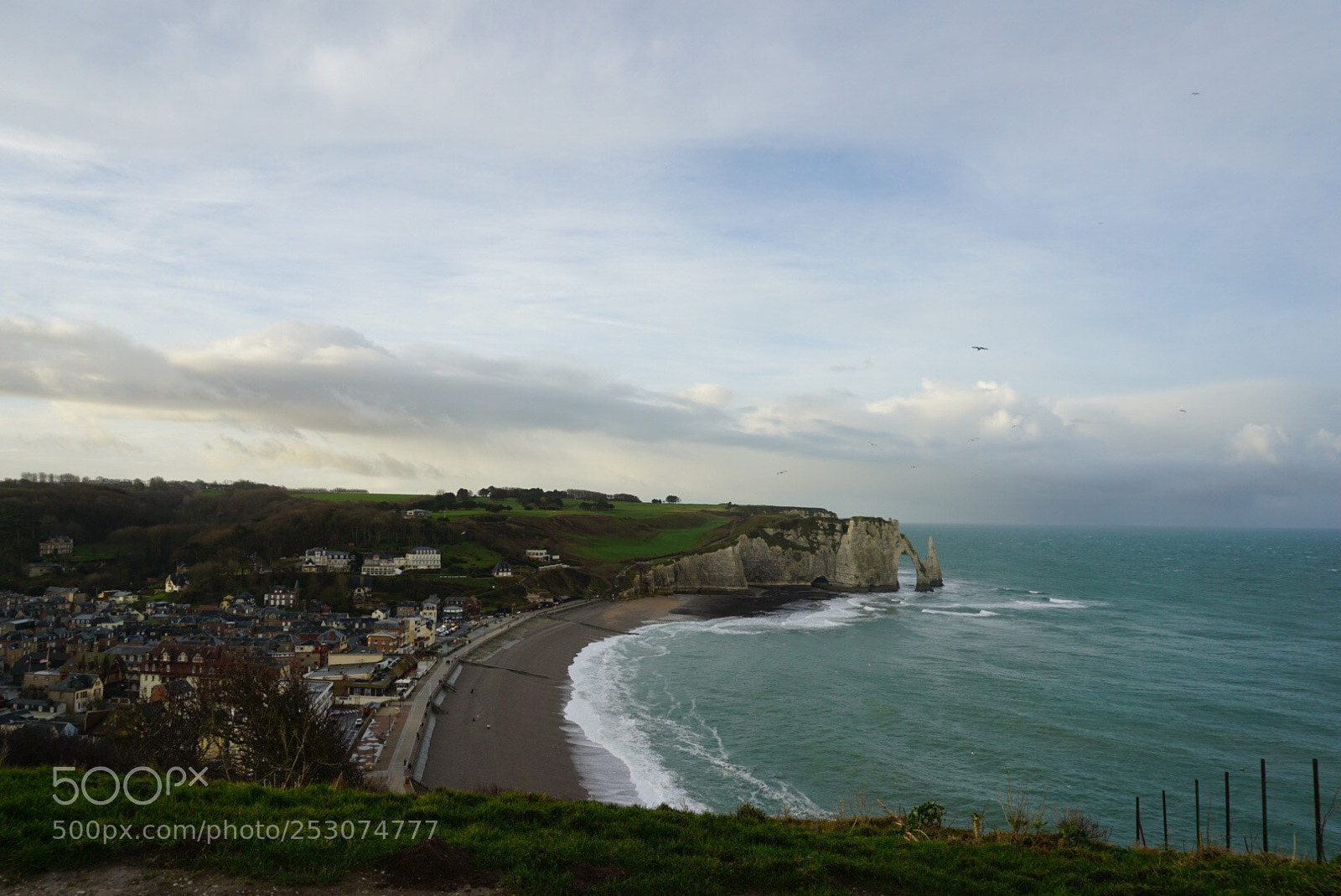 Sony a5100 sample photo. Etretat; pink blue grey photography