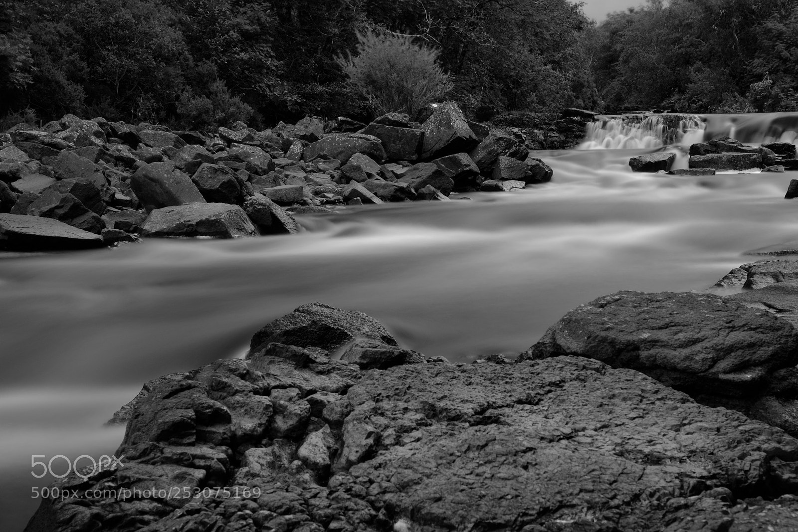 Fujifilm X-T2 sample photo. River on skye photography