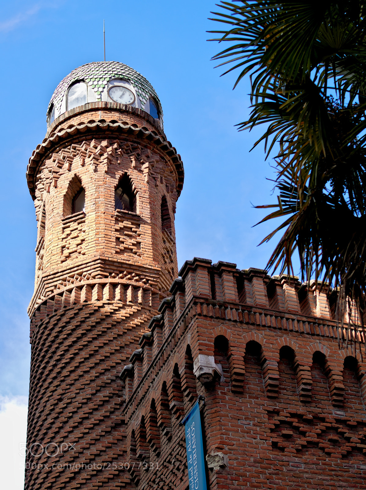 Olympus OM-D E-M10 III sample photo. Palacete laredo photography