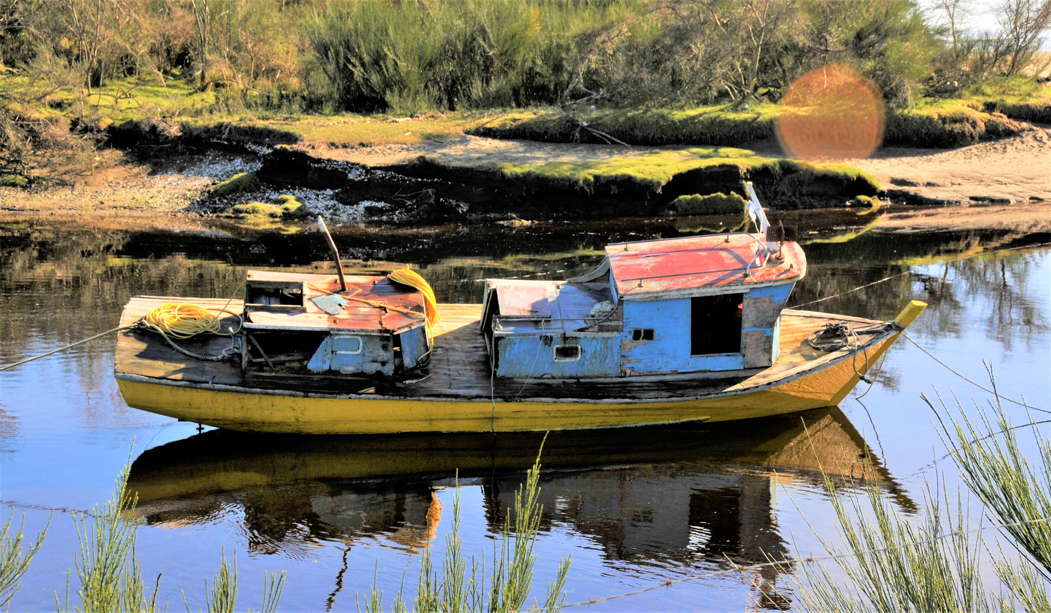 Nikon D300 sample photo. Old fishing boats of southern chile photography