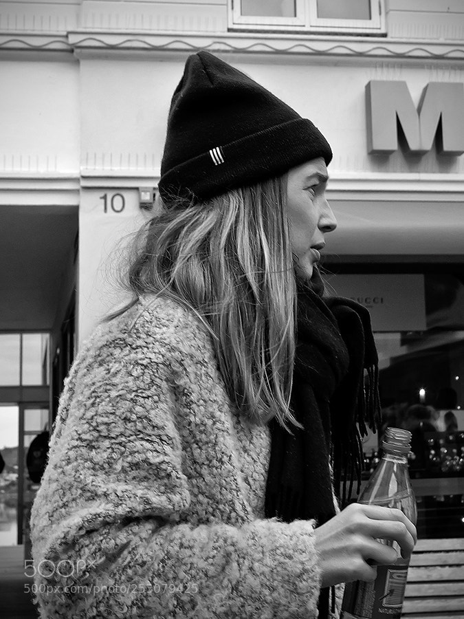 Fujifilm X-Pro2 sample photo. Ready for a sip photography