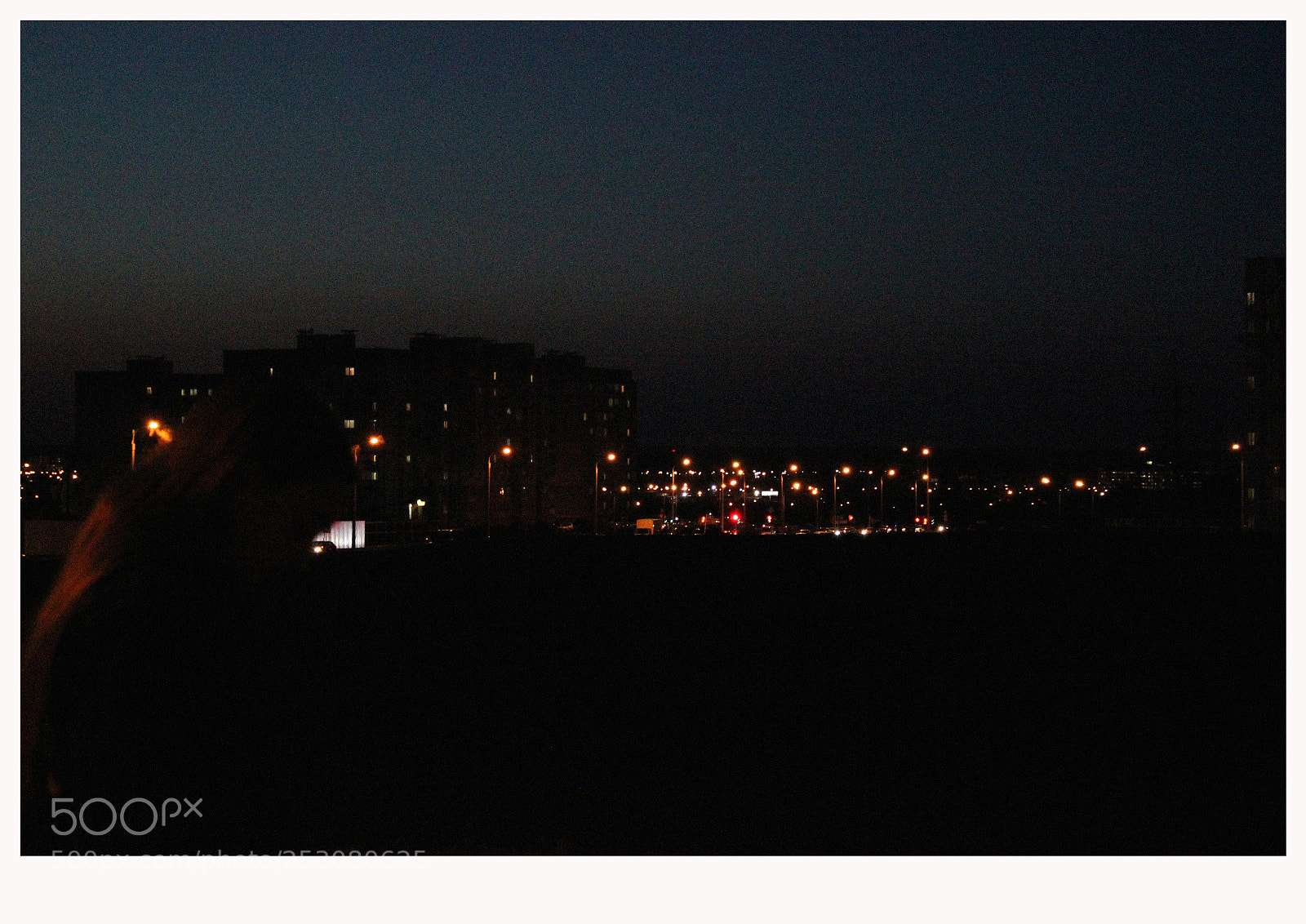 Canon EOS 600D (Rebel EOS T3i / EOS Kiss X5) sample photo. Nightlive photography