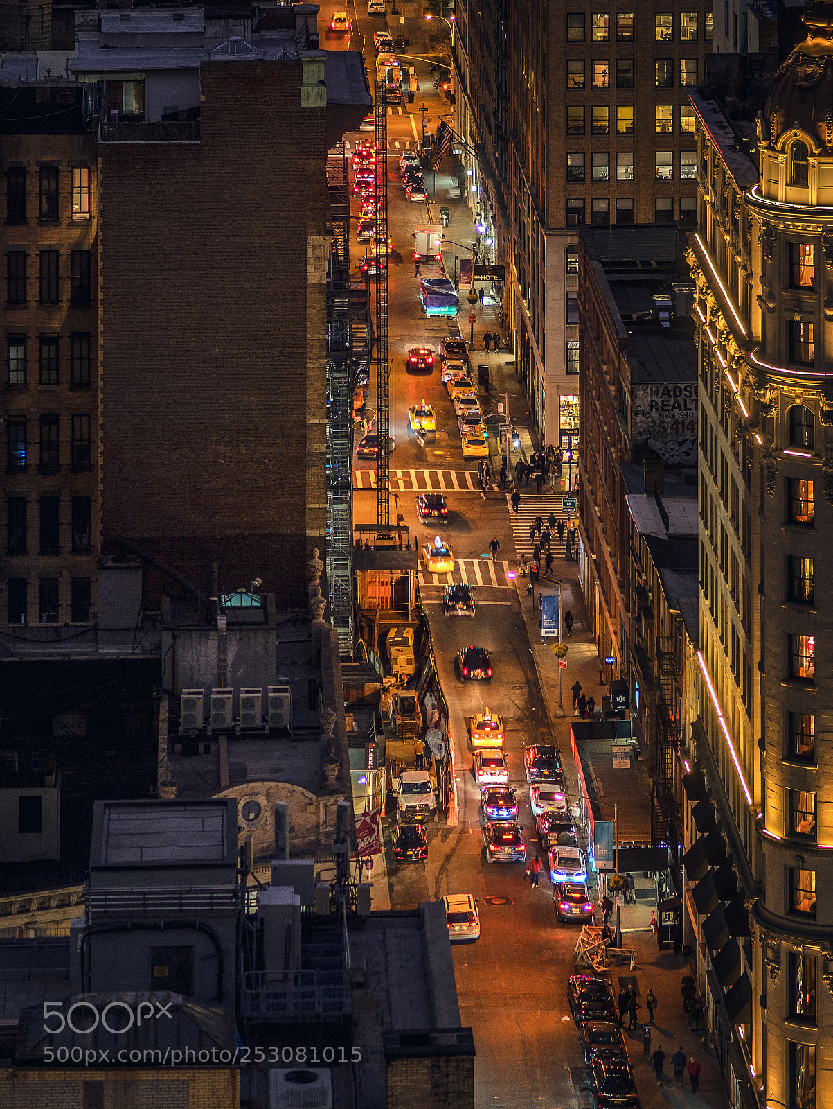 Olympus OM-D E-M1 Mark II sample photo. City lights manhattan iii photography