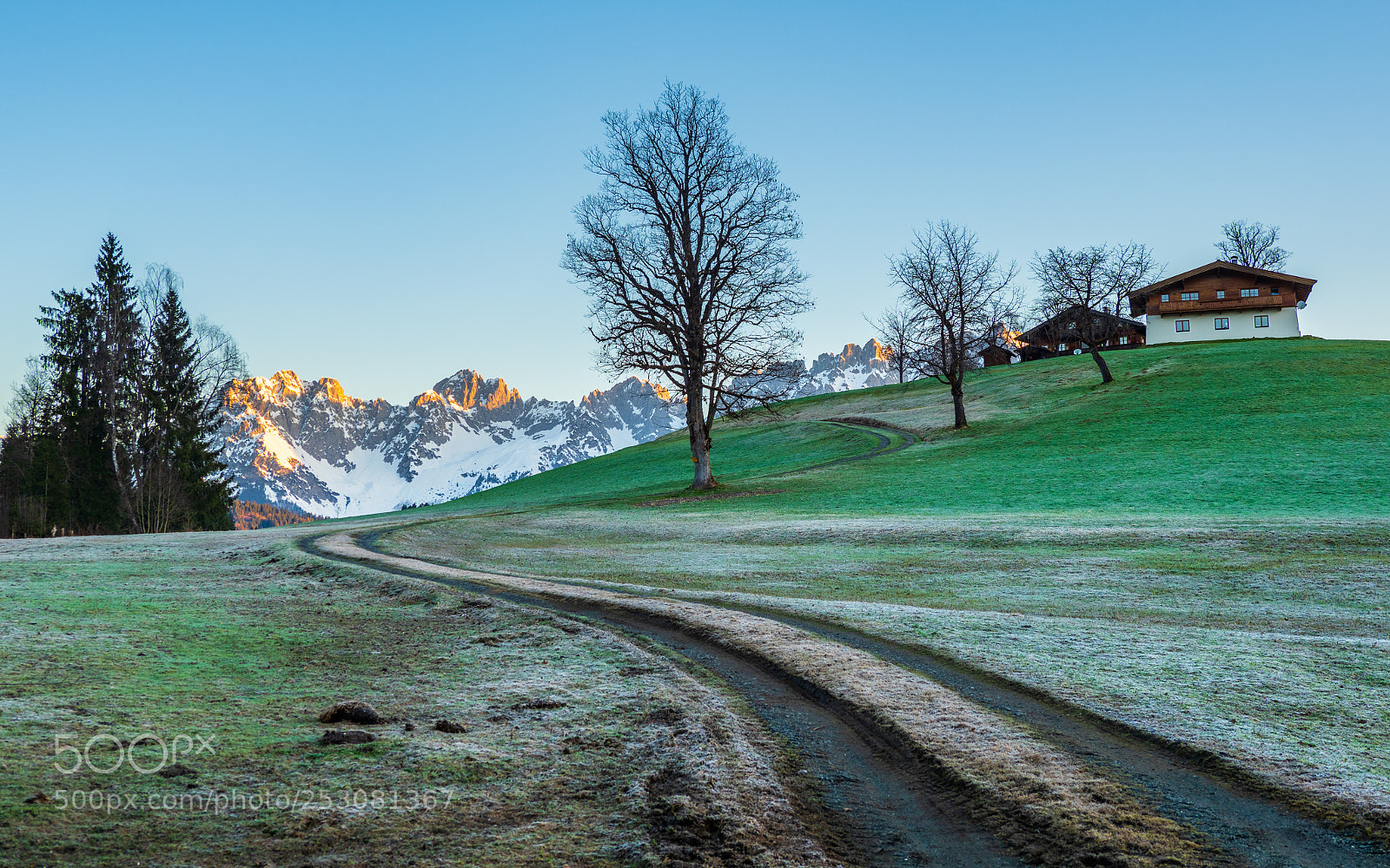 Olympus OM-D E-M1 Mark II sample photo. Sonnenaufgang in kitzbühel photography