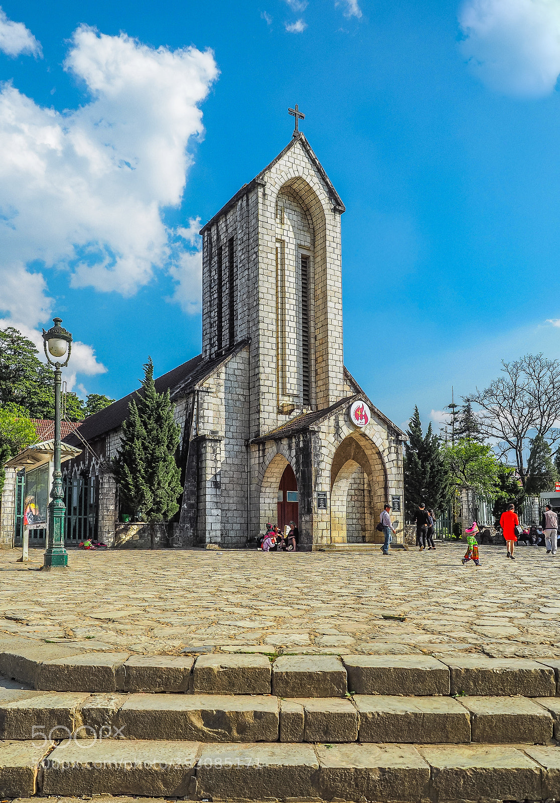 Olympus OM-D E-M5 II sample photo. Cathedral in sapa photography