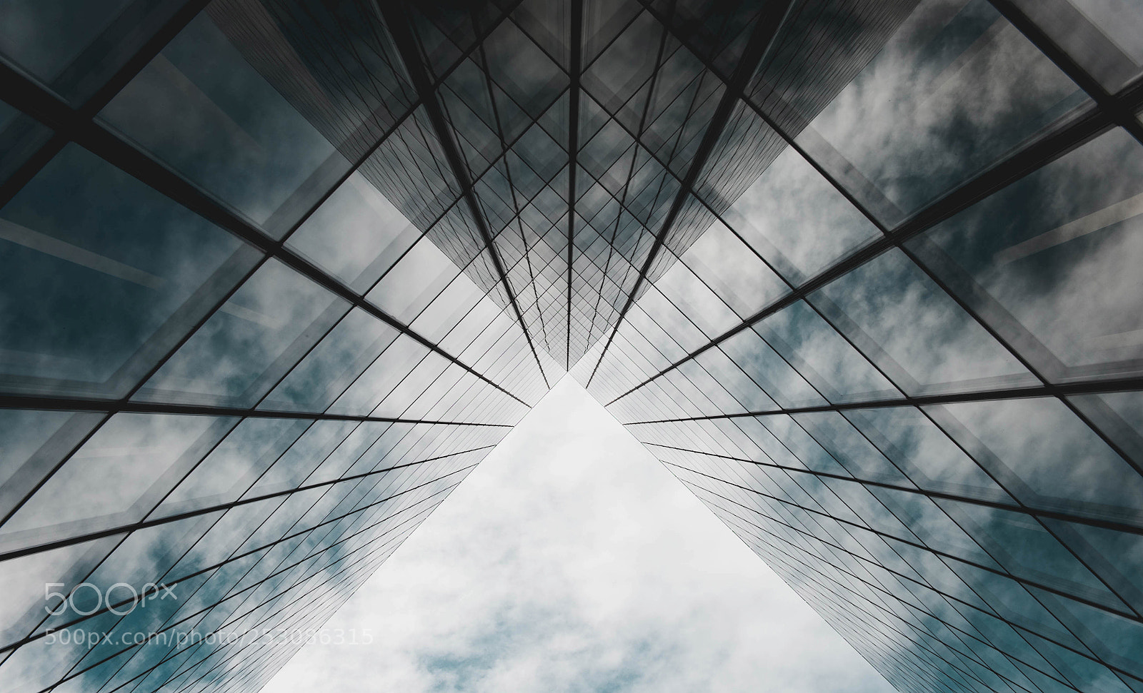 Nikon D700 sample photo. Light pyramid photography