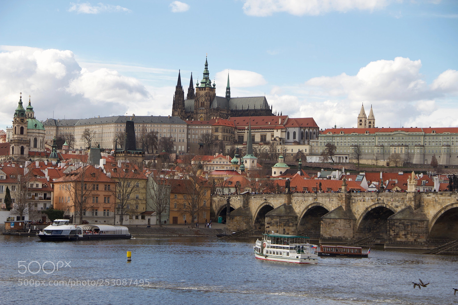 Canon EOS 60D sample photo. Prague river photography