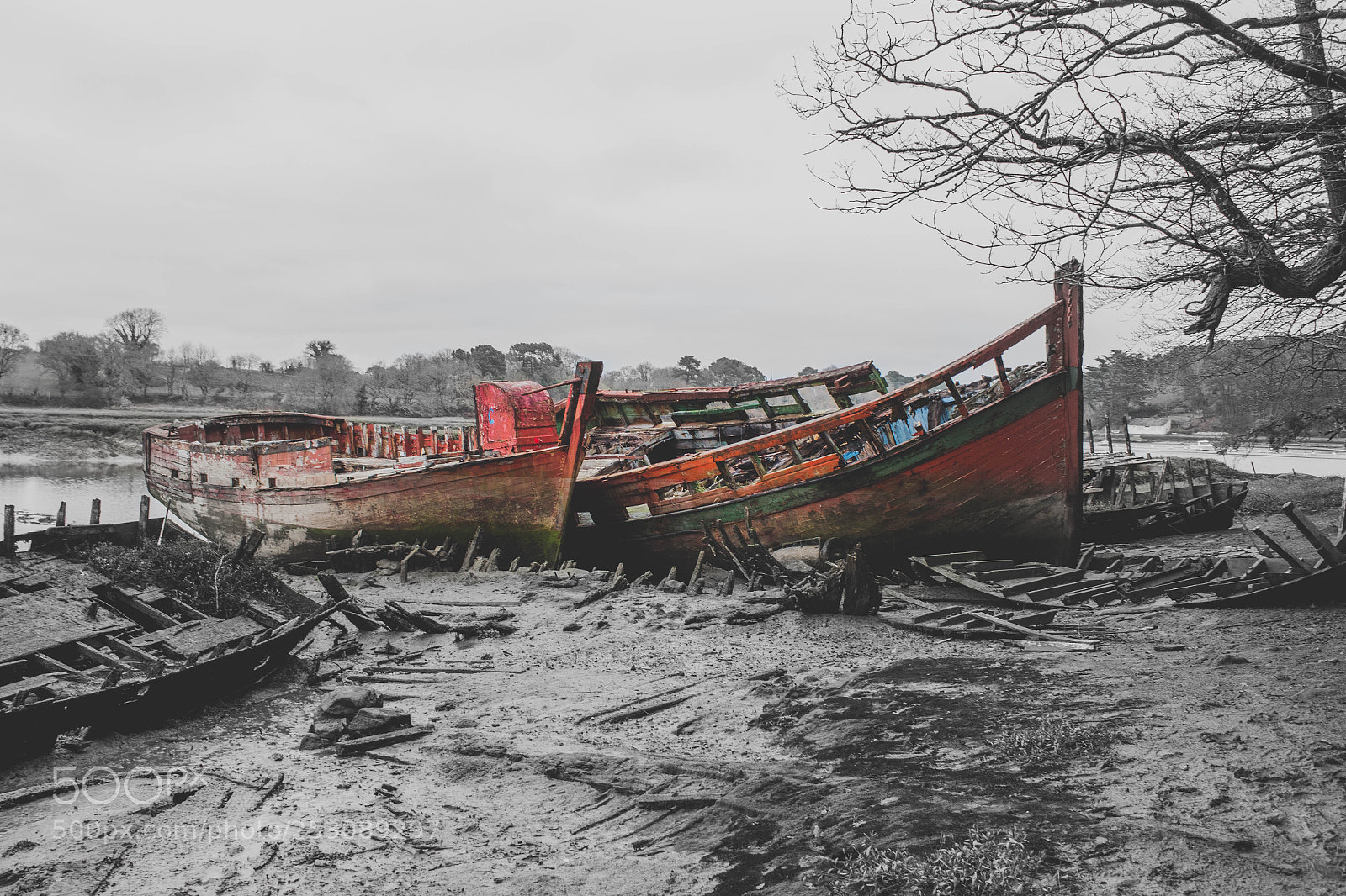 Canon EOS 1300D (EOS Rebel T6 / EOS Kiss X80) sample photo. Ship wreck photography