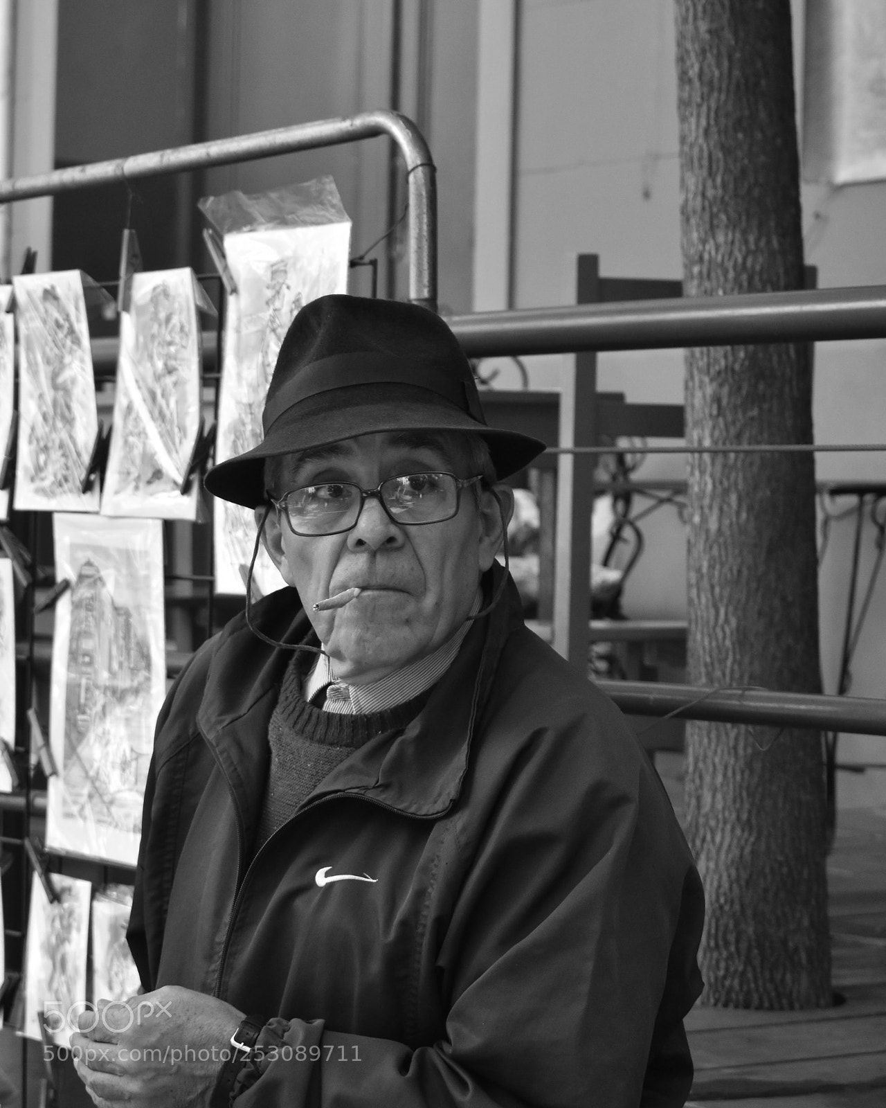 Nikon D3400 sample photo. Old street salesman photography