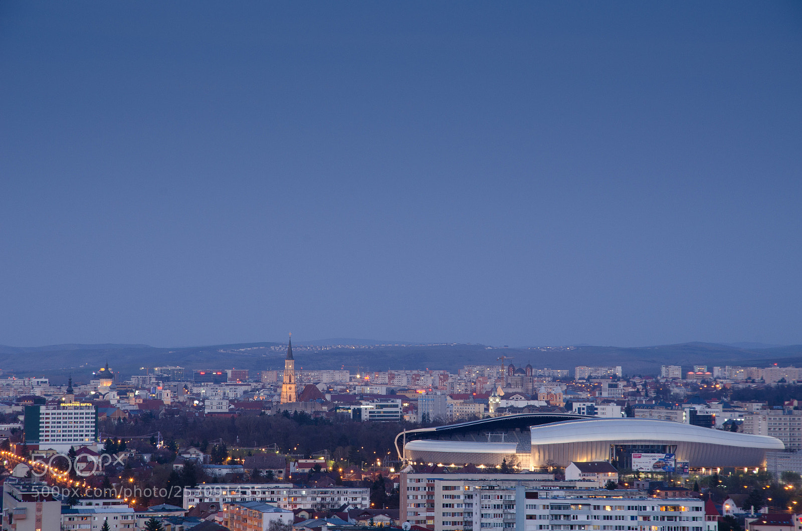 Nikon D5100 sample photo. Cluj-napoca blue hour photography