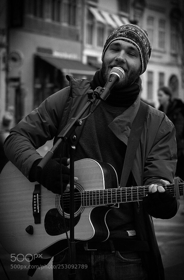 Fujifilm X-T2 sample photo. Street music  photography