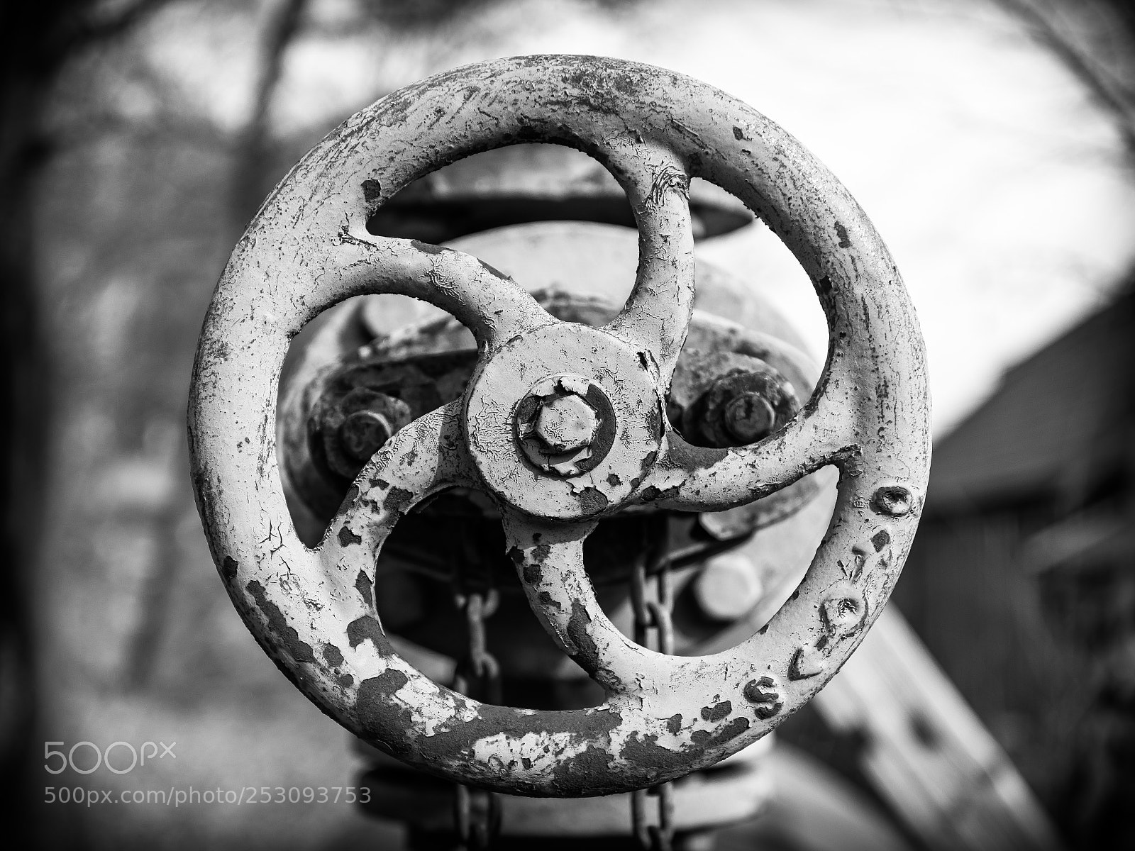 Canon EOS 5D Mark IV sample photo. The old wheel photography