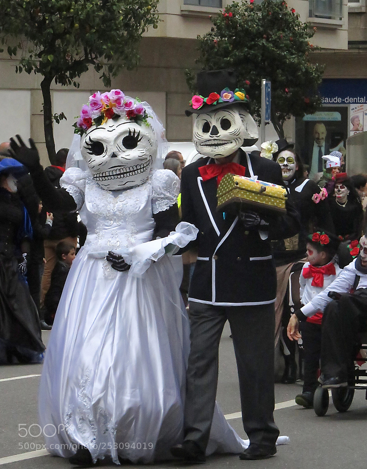 Canon PowerShot SX710 HS sample photo. Corpse bride & groom photography