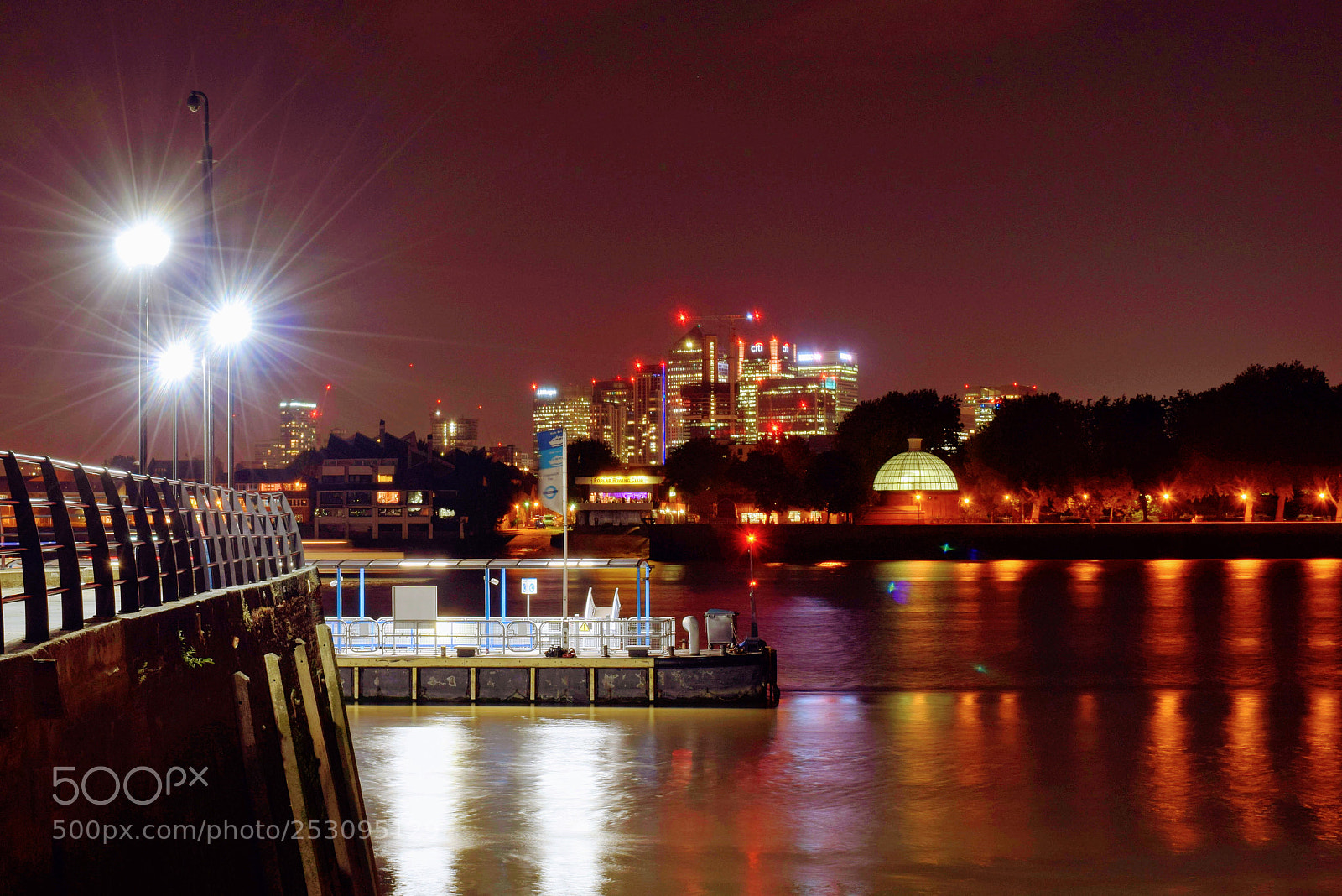 Nikon D3300 sample photo. Greenwich pier by night photography
