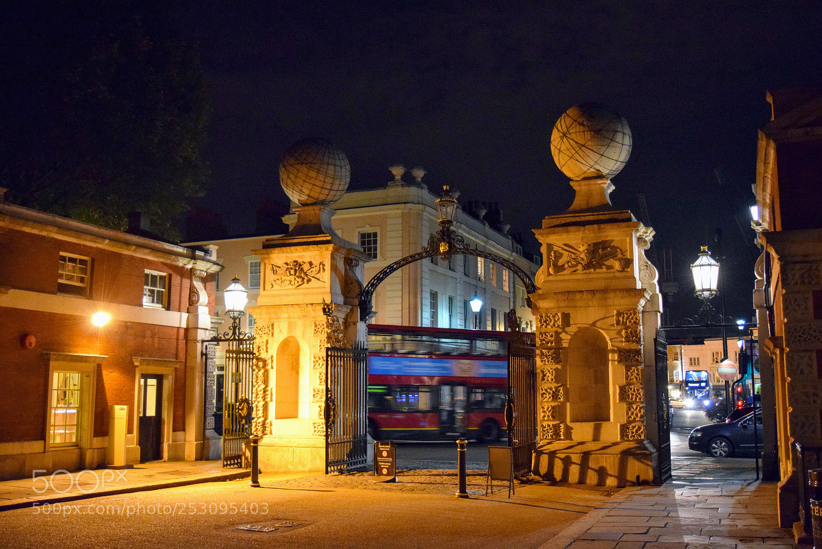 Nikon D3300 sample photo. Royal naval college gate photography