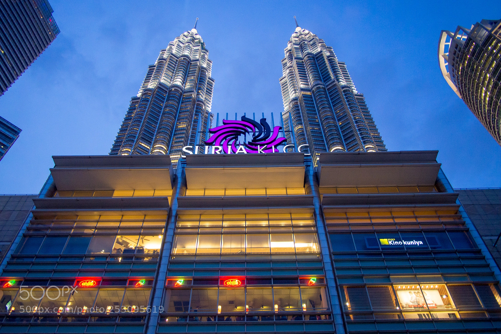 Olympus PEN E-PL5 sample photo. Klcc photography