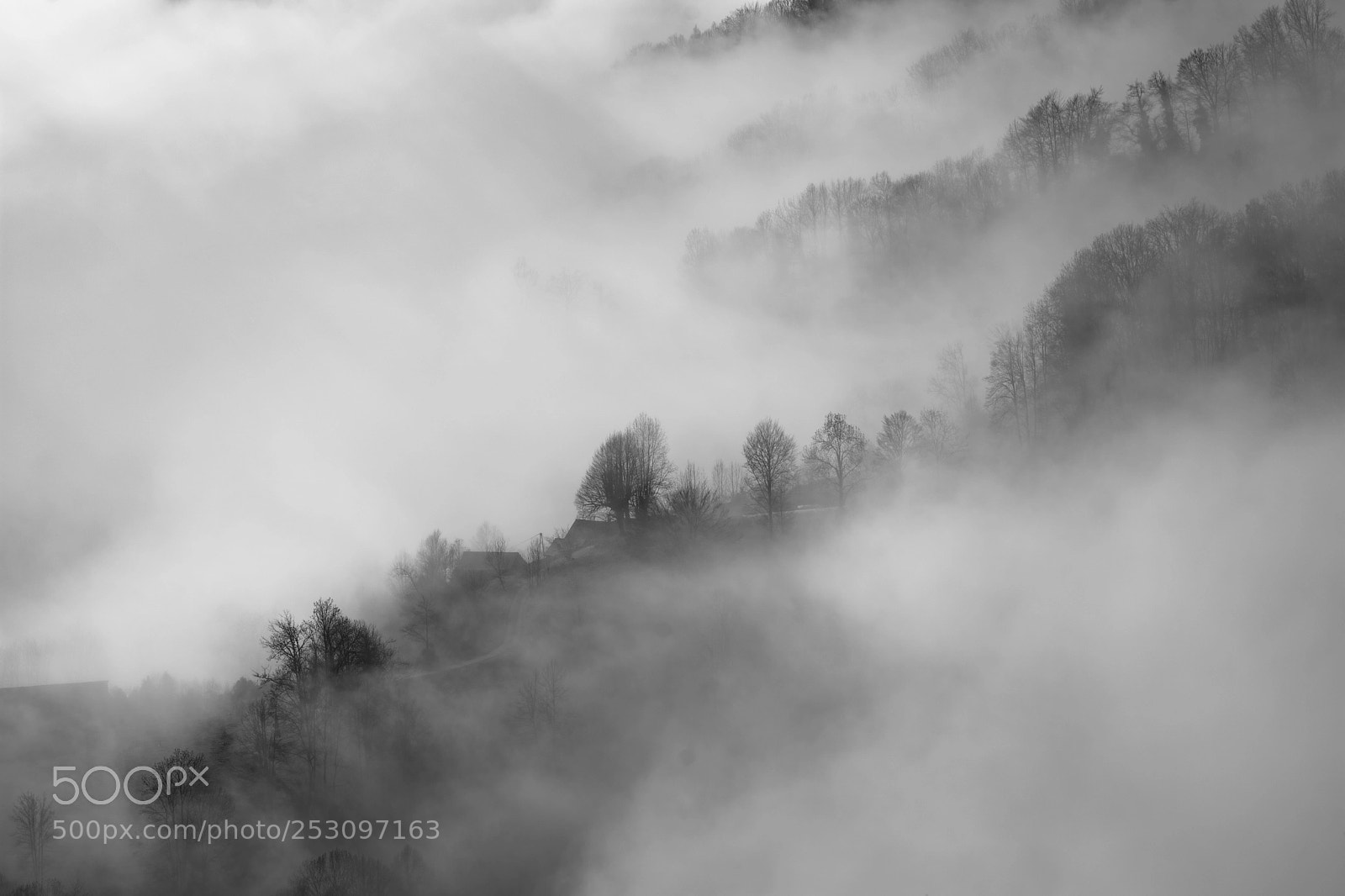 Nikon D7200 sample photo. Between the clouds photography