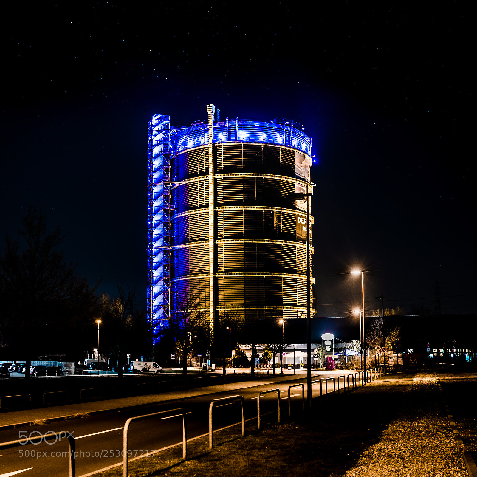 Nikon D810 sample photo. Nightshot -gasometer- photography