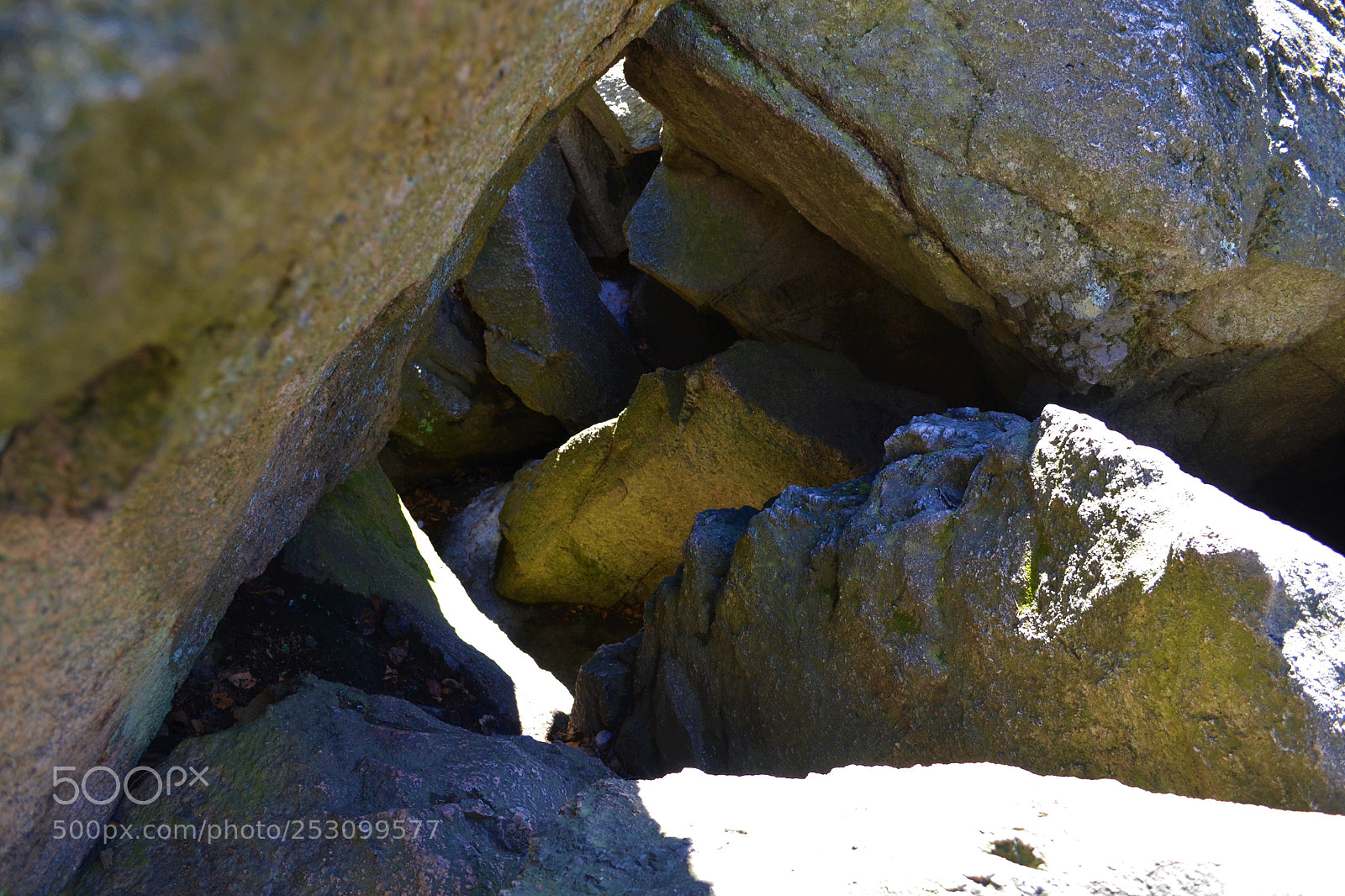 Nikon D3100 sample photo. Cave drop photography