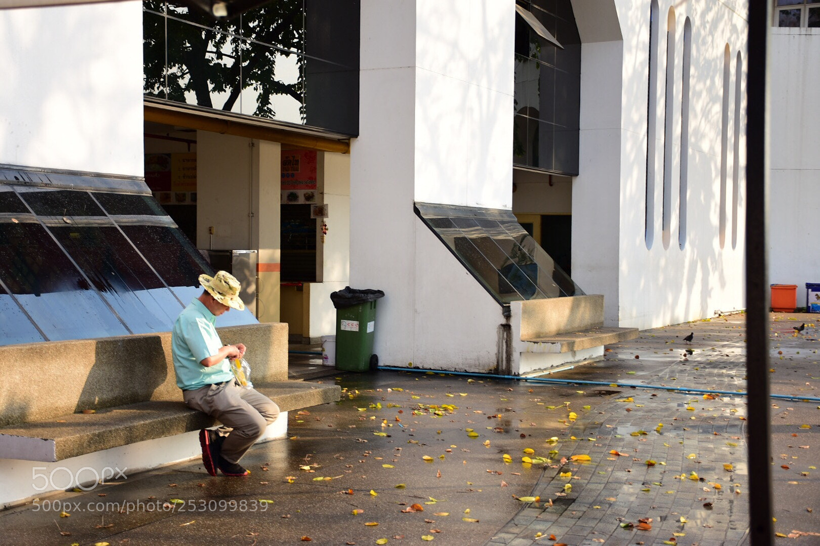 Nikon D7200 sample photo. A man photography