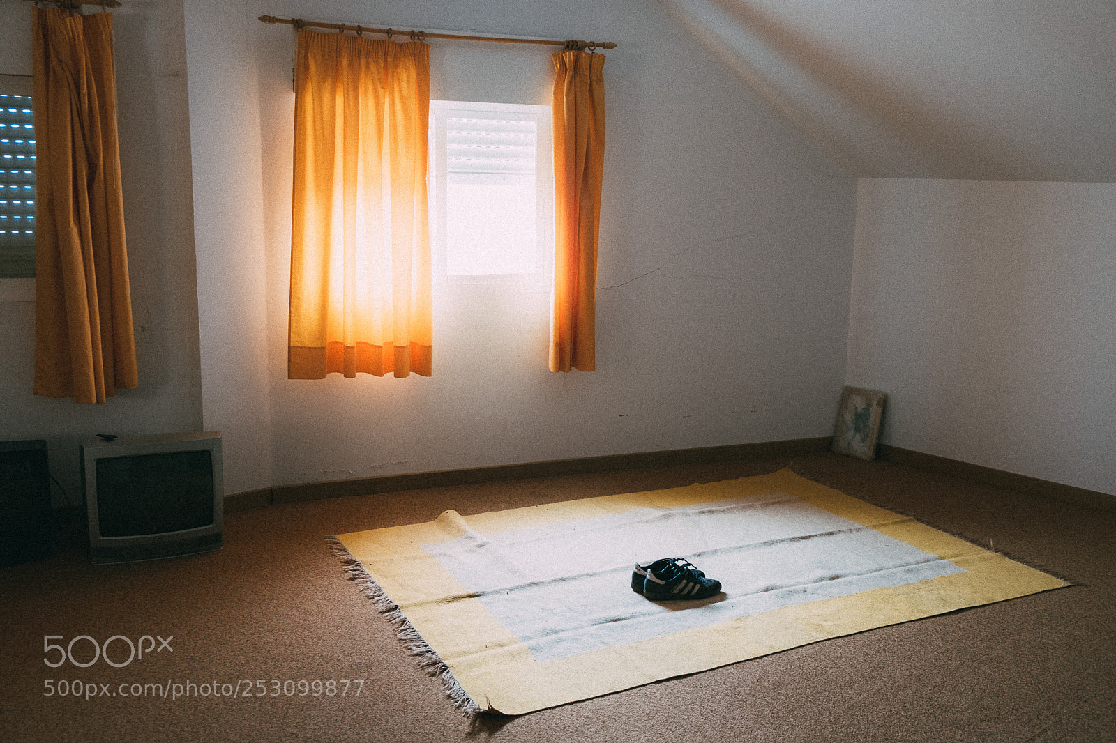 Fujifilm X-T2 sample photo. Llueve fuera photography