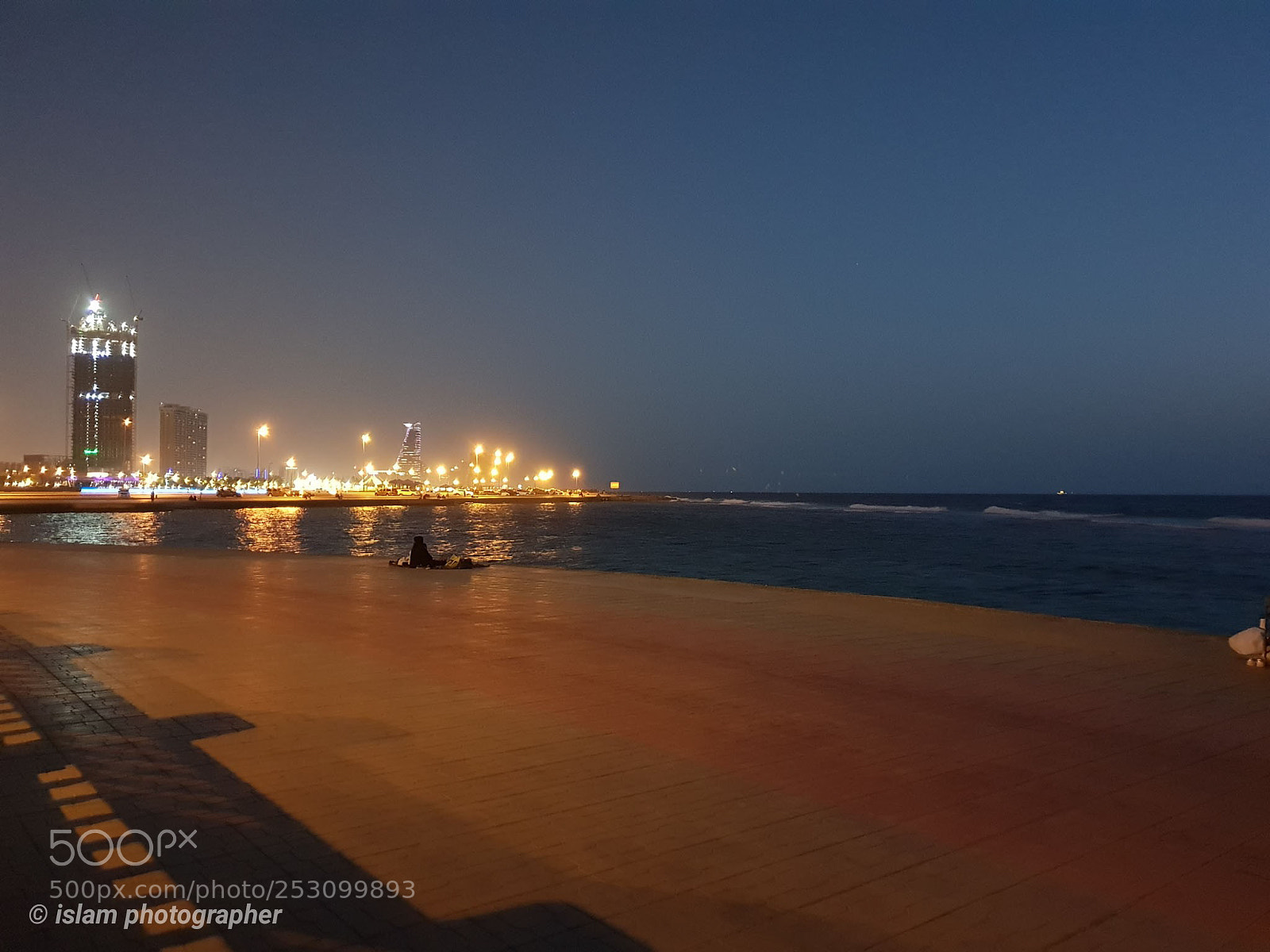Samsung Galaxy S9+ sample photo. Night cityscape photography