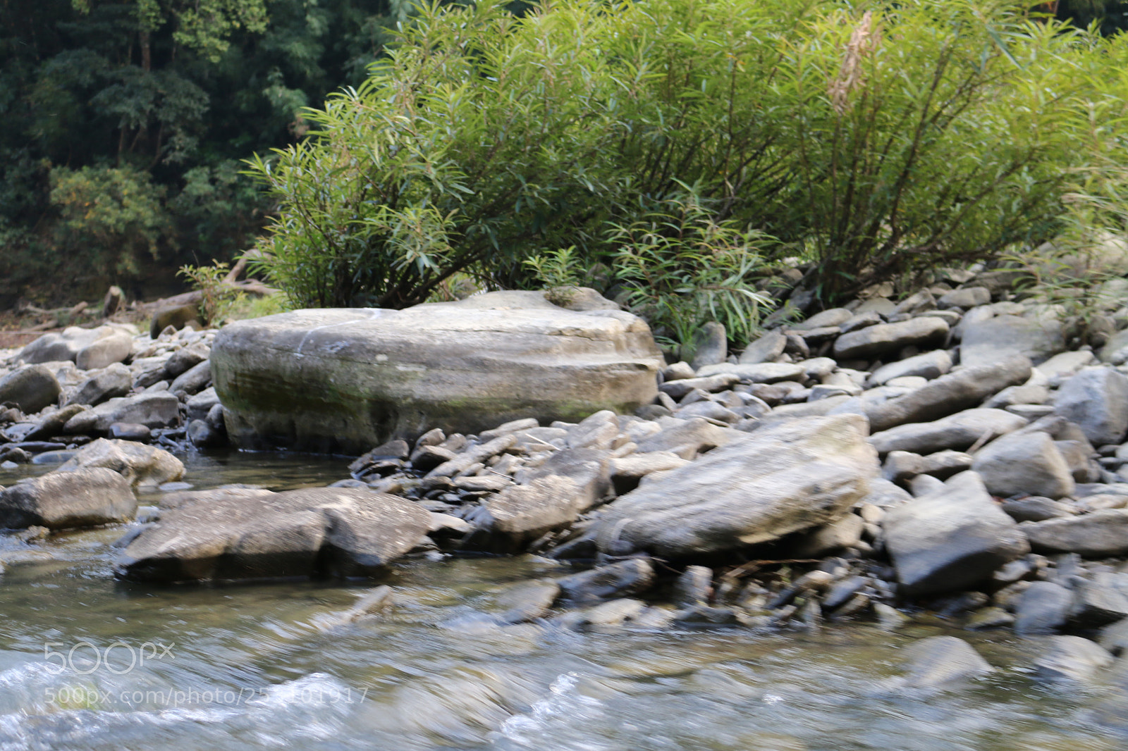Canon EOS 70D sample photo. Stream photography