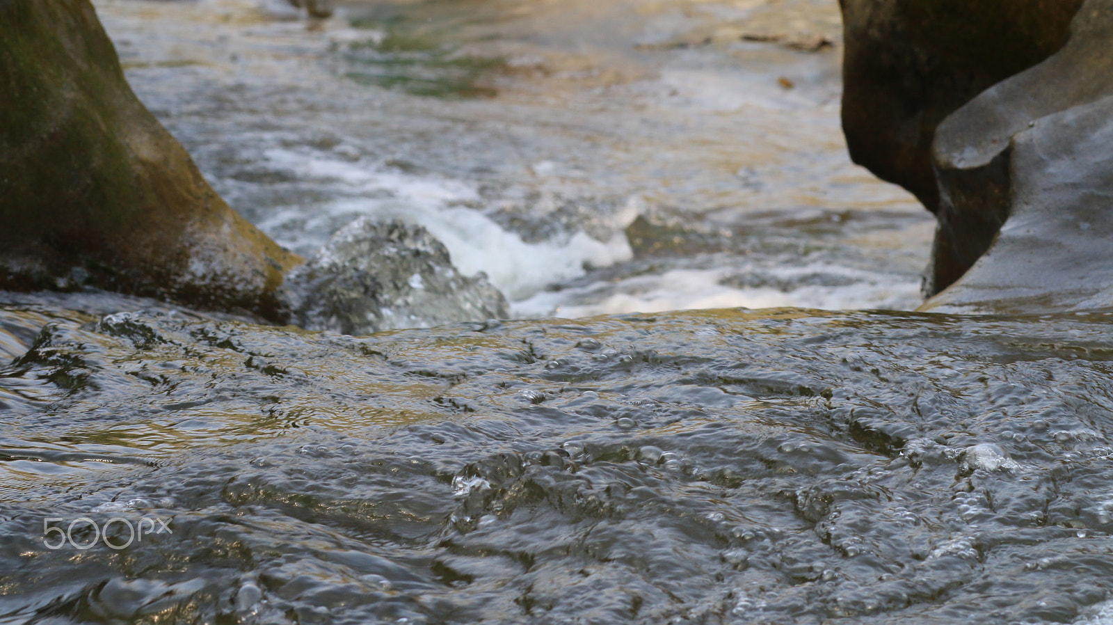 Canon EOS 70D + Canon EF 85mm F1.8 USM sample photo. Stream photography