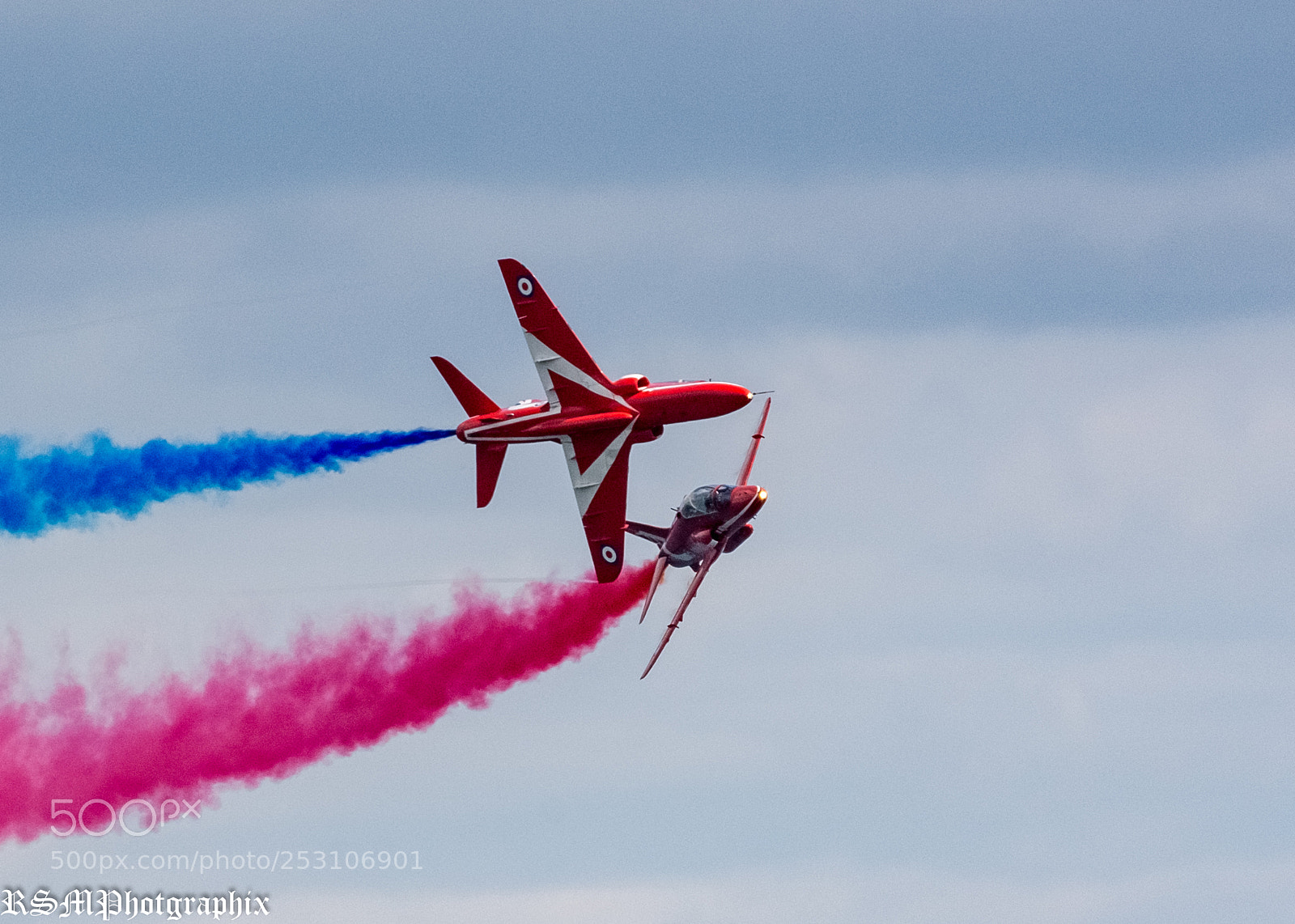 Nikon D7200 sample photo. Red arrows photography