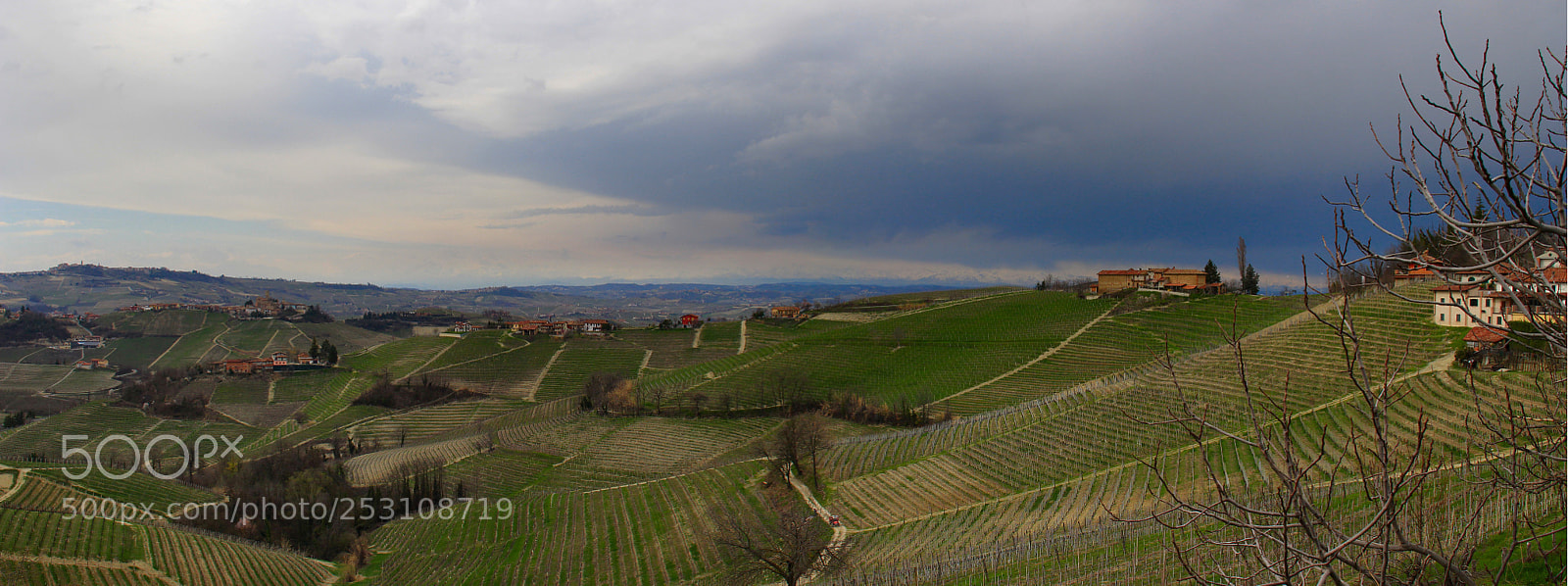 Canon EOS 600D (Rebel EOS T3i / EOS Kiss X5) sample photo. Panoramic - serralunga d'alba photography