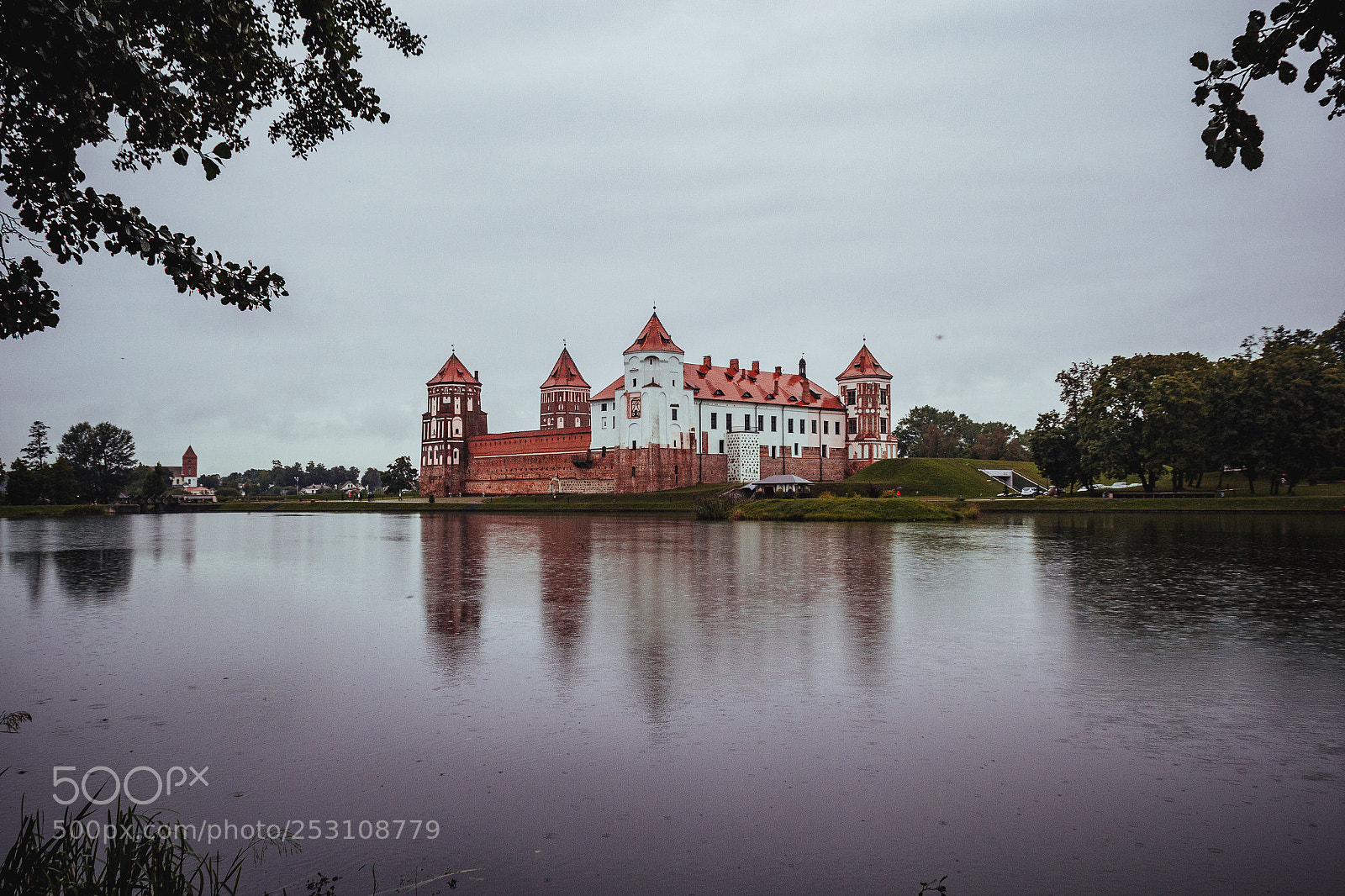 Canon EOS 60D sample photo. Mirski castle photography