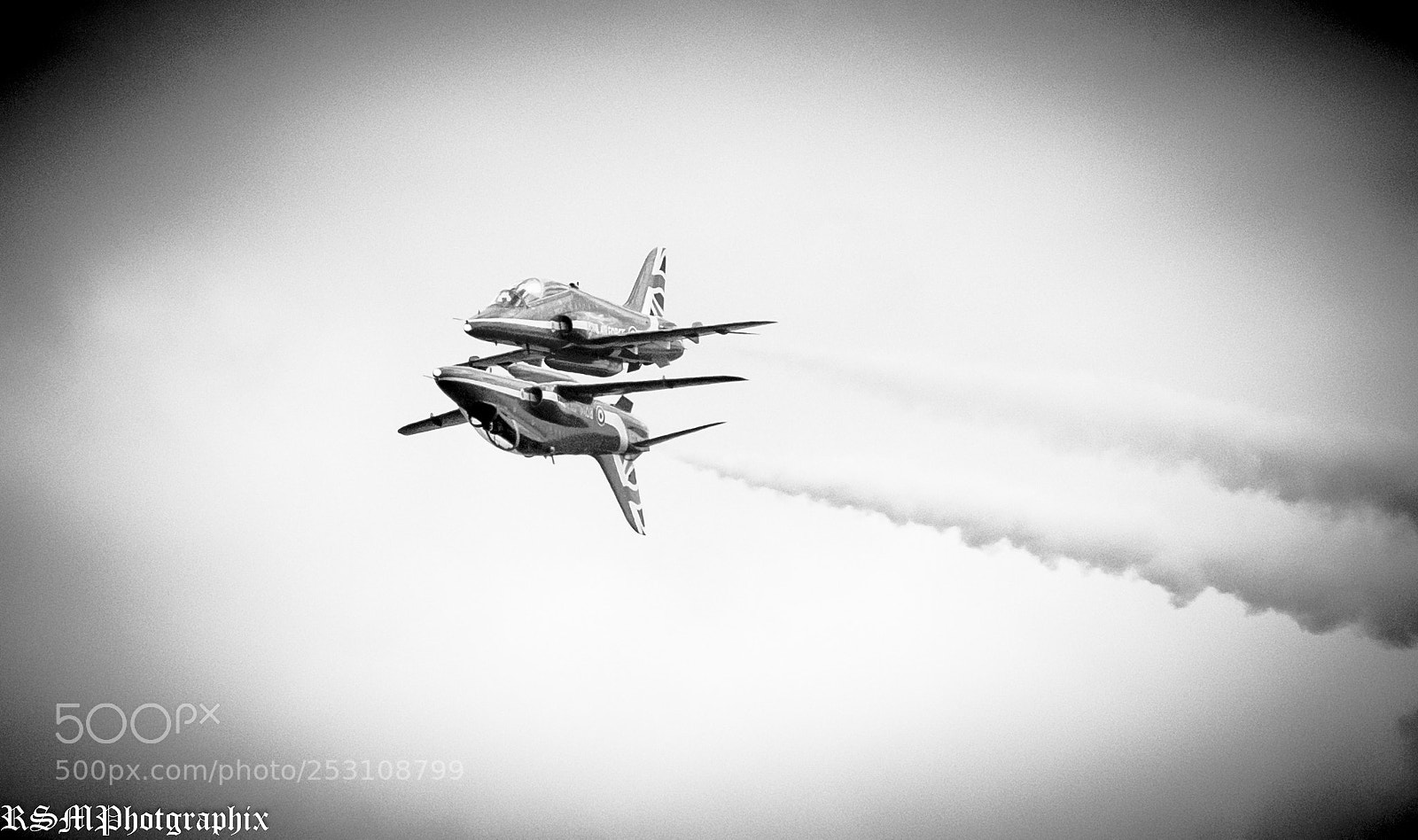 Nikon D7200 sample photo. Red arrows photography