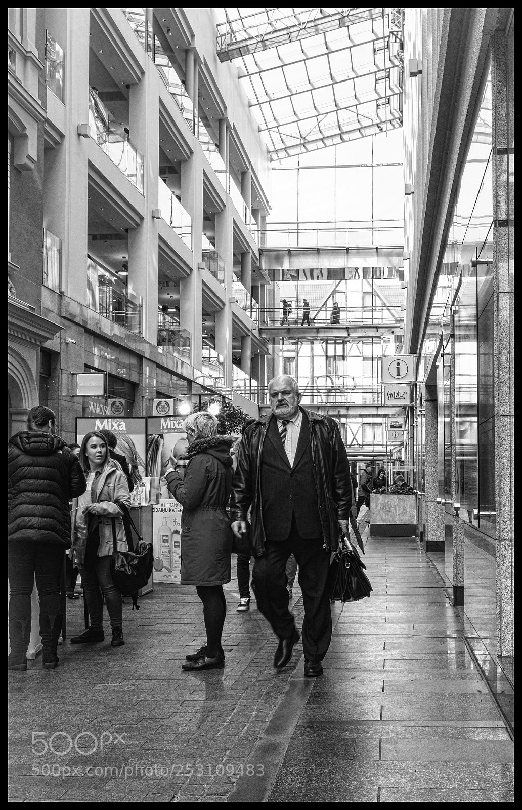 Fujifilm X-T20 sample photo. The boss photography