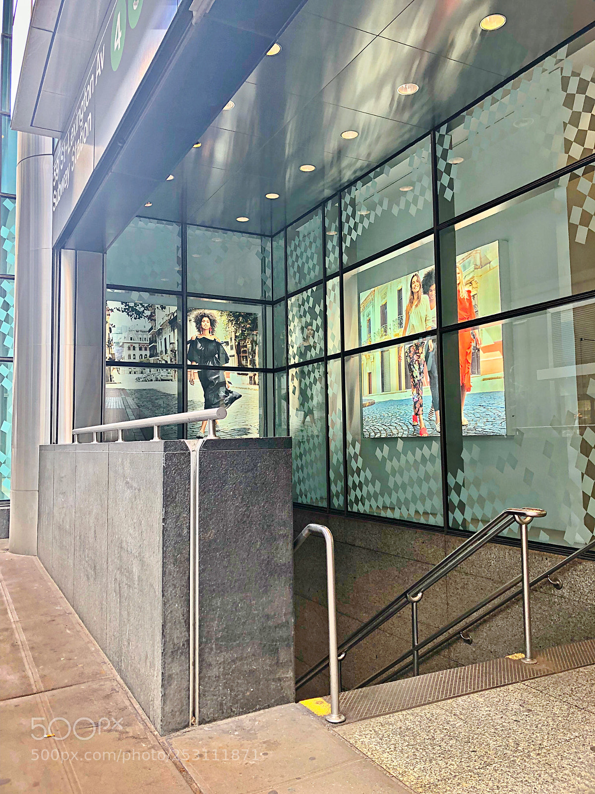 Apple iPhone X sample photo. Subway entrance photography