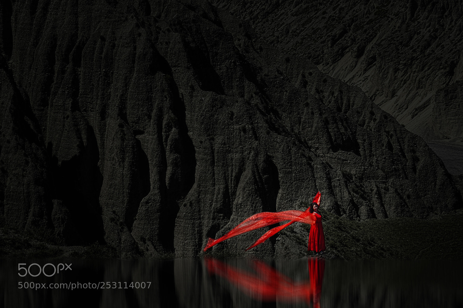 Sony Cyber-shot DSC-RX10 III sample photo. Red dress photography