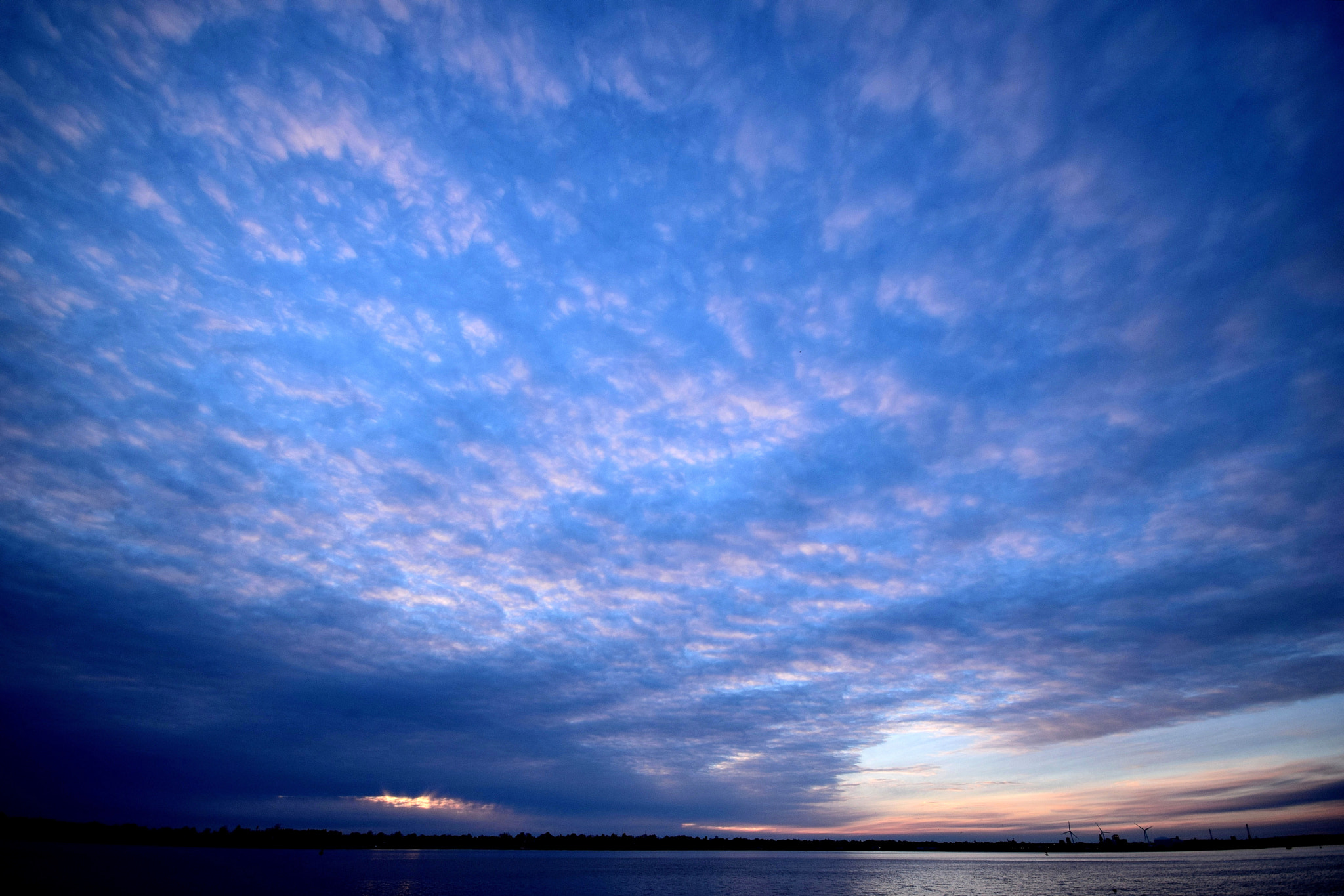 Sigma 10-20mm F4-5.6 EX DC HSM sample photo. Twilight blues photography