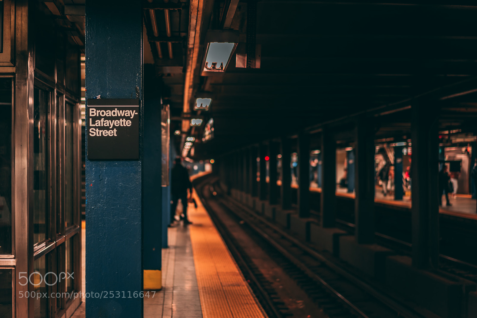 Sony a7R II sample photo. Subway waiting time photography