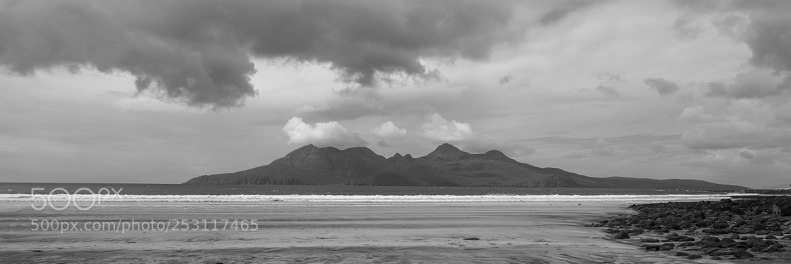 Fujifilm X-T1 sample photo. Cloud over the cuillin photography