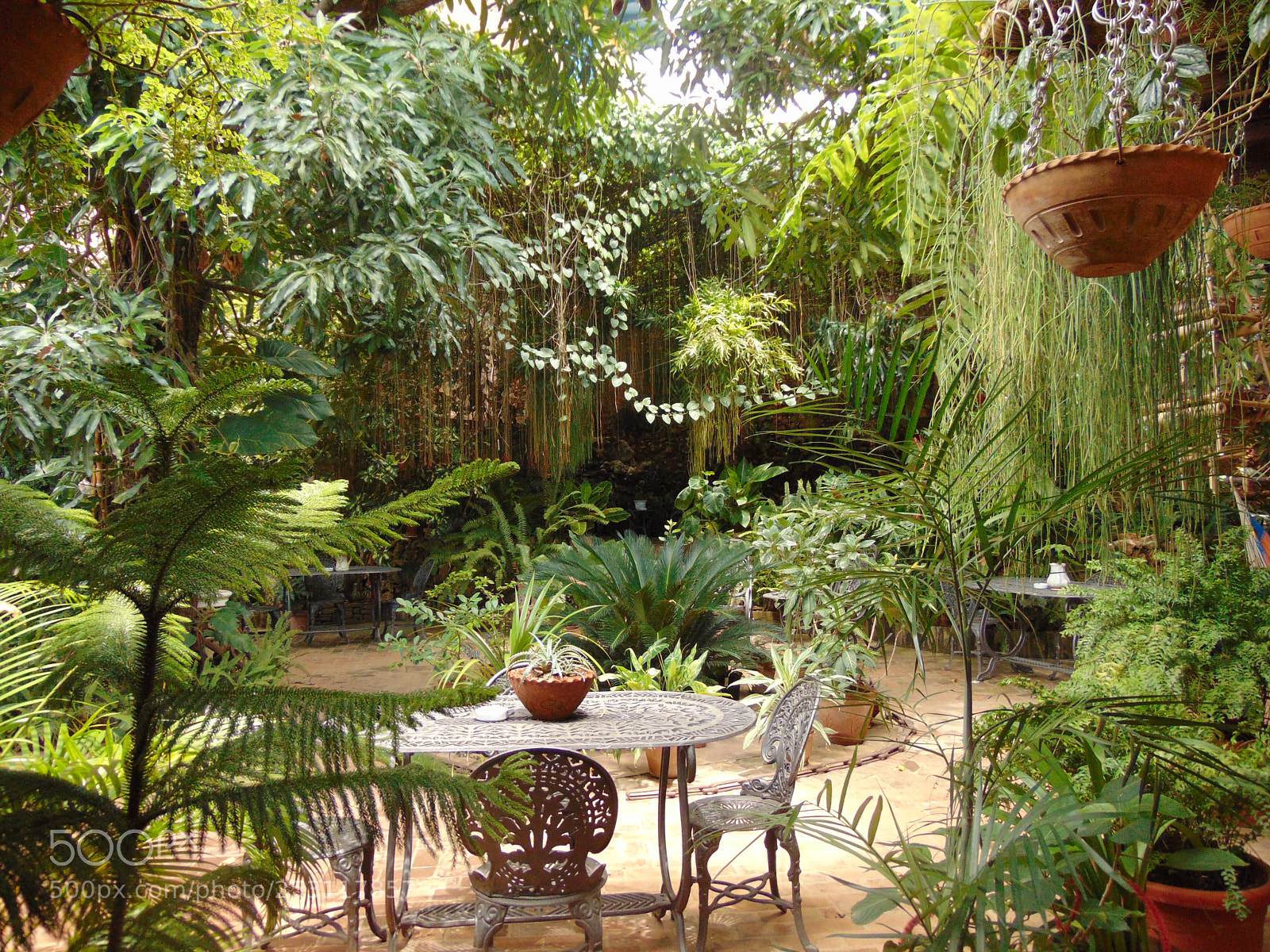 Sony Cyber-shot DSC-H300 sample photo. Trinidad's colonnial terrace photography