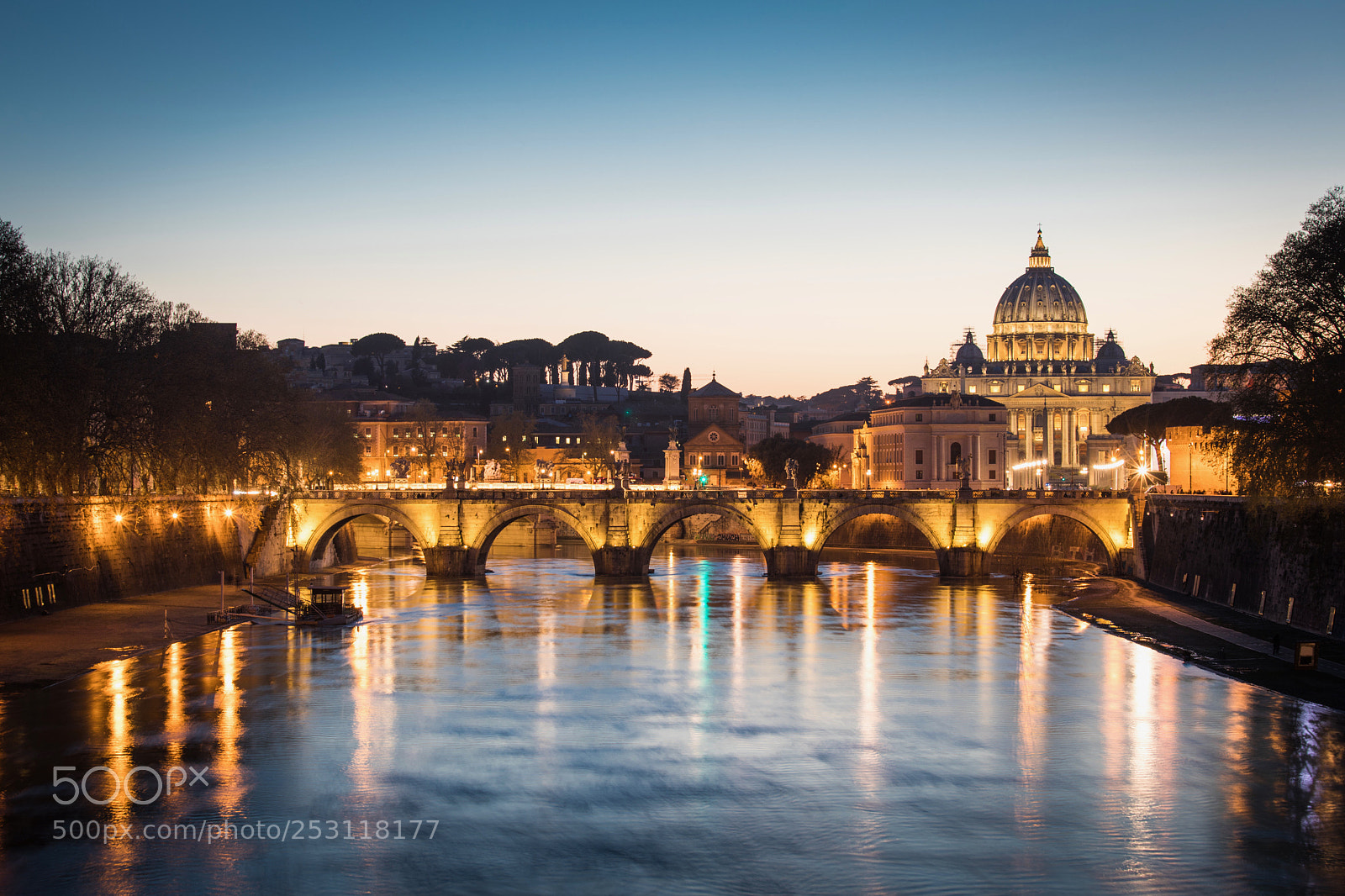 Canon EOS 5D Mark IV sample photo. Buona notte roma photography