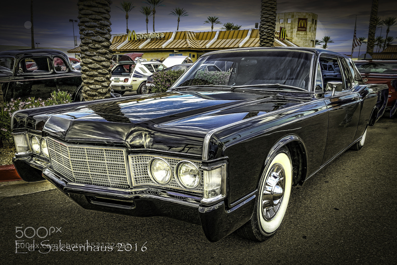 Panasonic Lumix DMC-FZ1000 sample photo. Lincoln continental two door photography