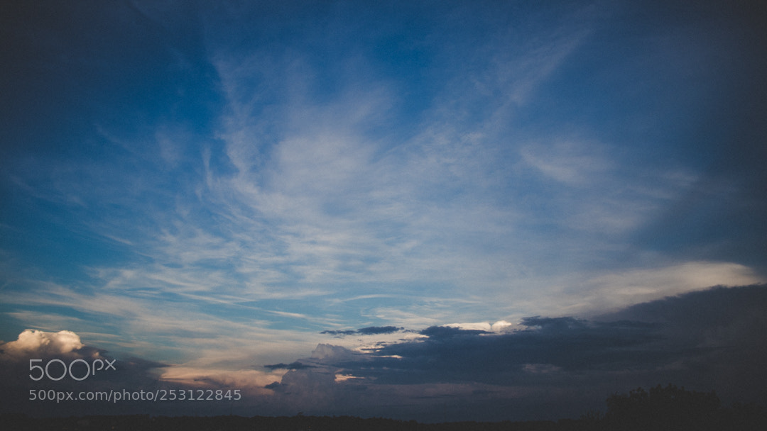 Canon EOS 80D sample photo. Cielo 0-4 photography