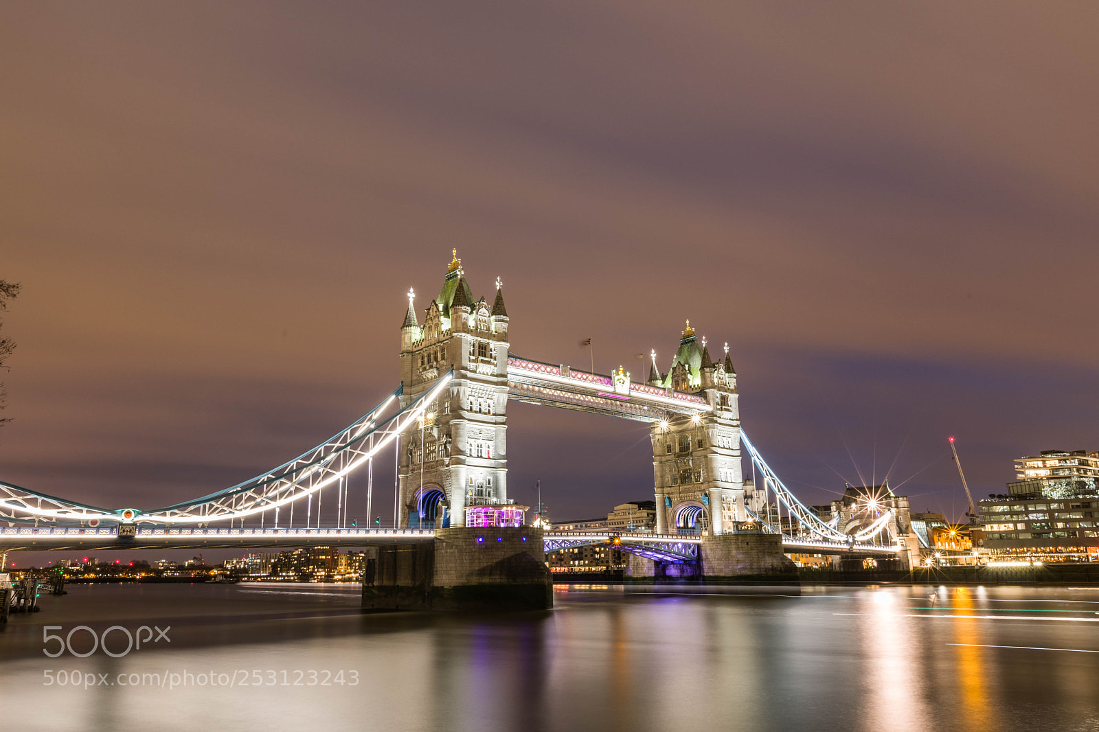 Canon EOS 5D Mark IV sample photo. Tower bridge sunset photography