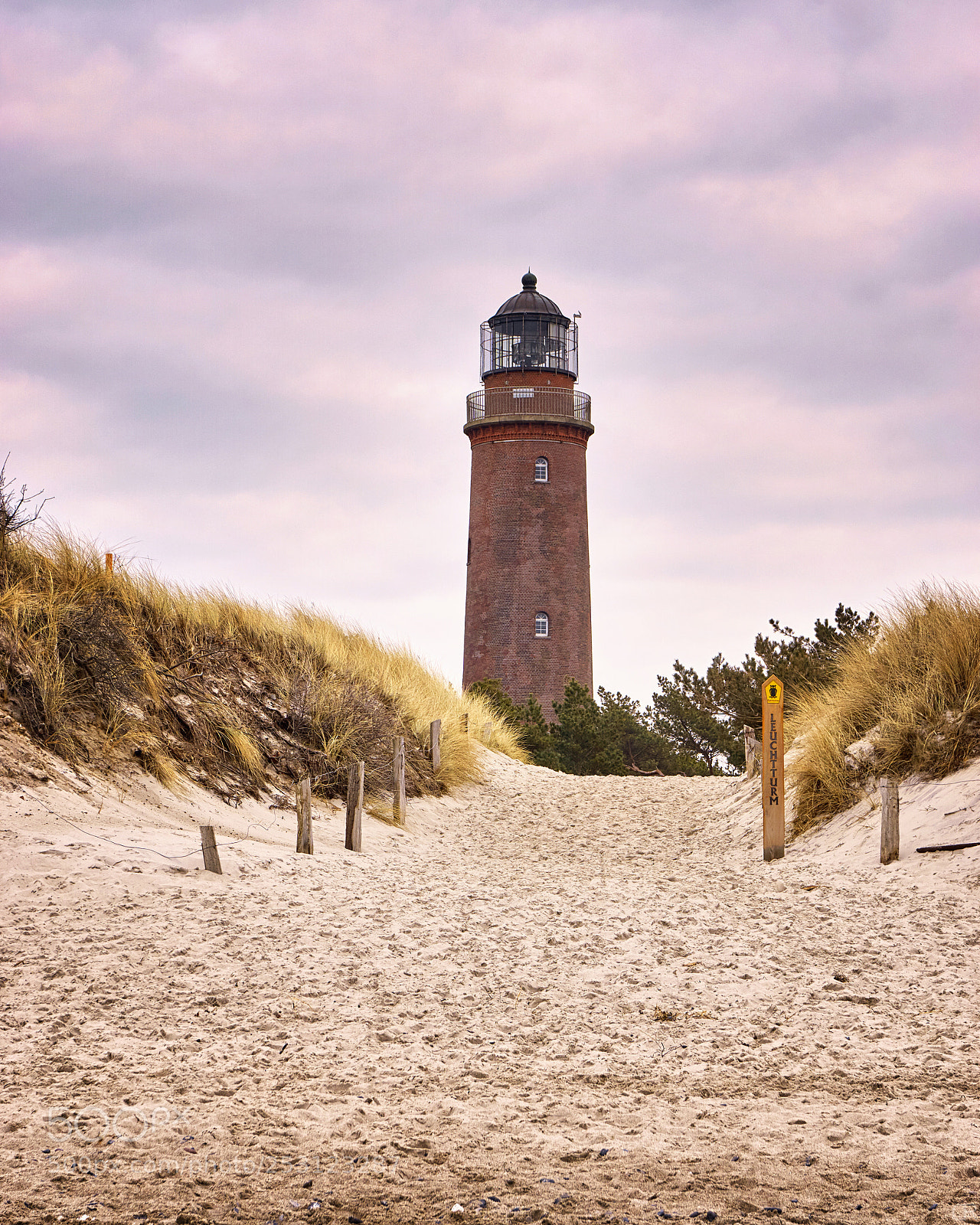 Sony a6000 sample photo. Leuchtturm am strand photography