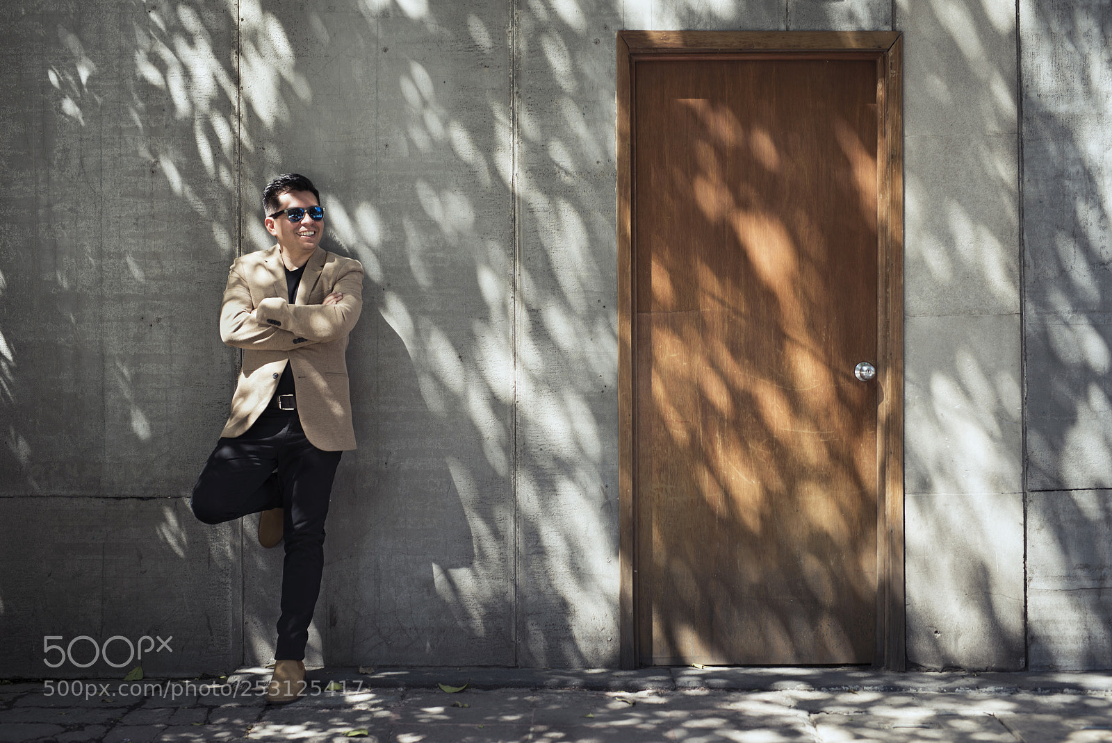 Nikon D810 sample photo. Behind the door photography