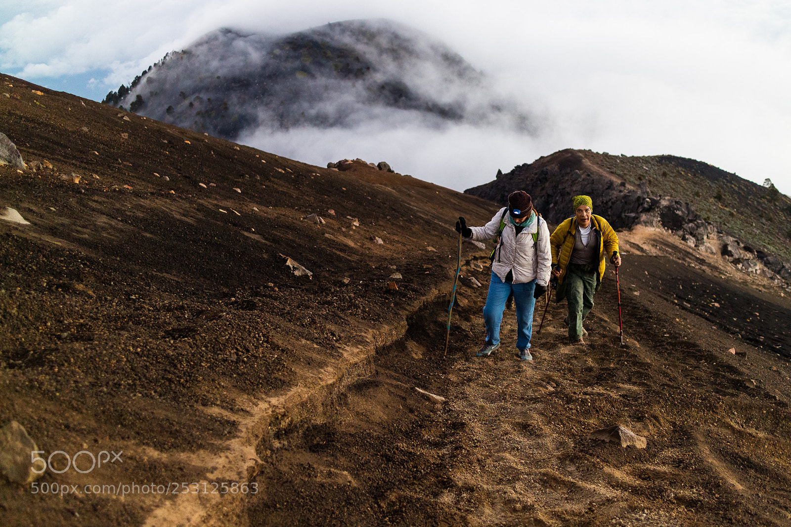 Canon EOS M3 sample photo. Hiking trail photography