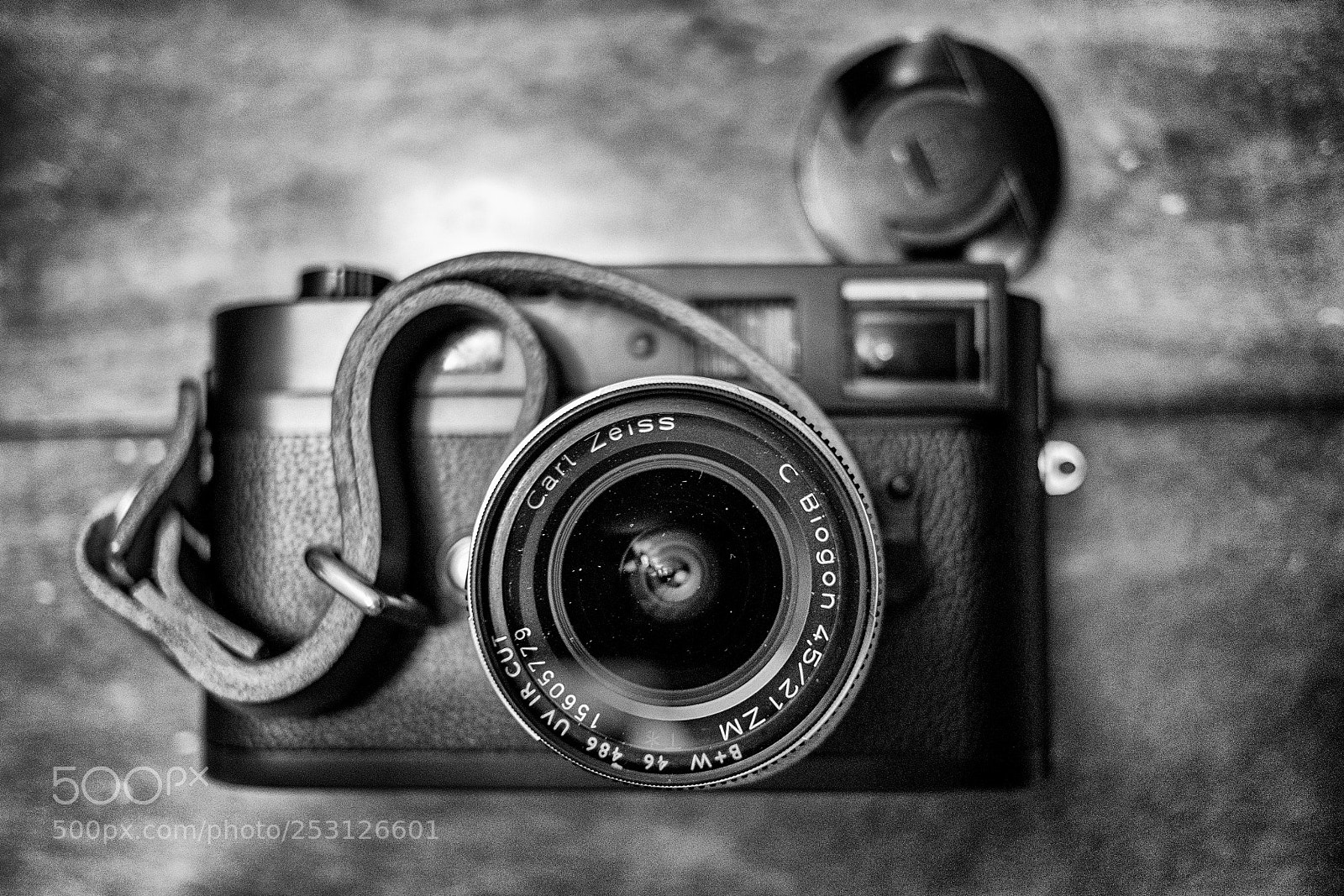 Fujifilm X-Pro1 sample photo. A photographer's id photography