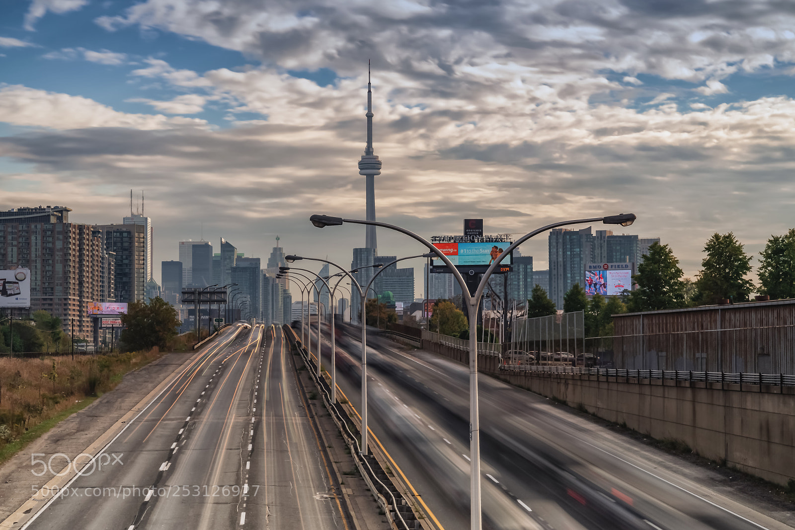 Sony a7R II sample photo. Rush hour photography