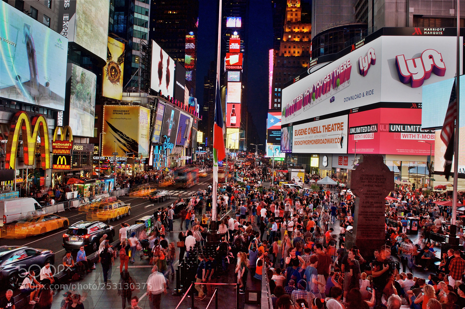 Nikon D5300 sample photo. Life in the city photography
