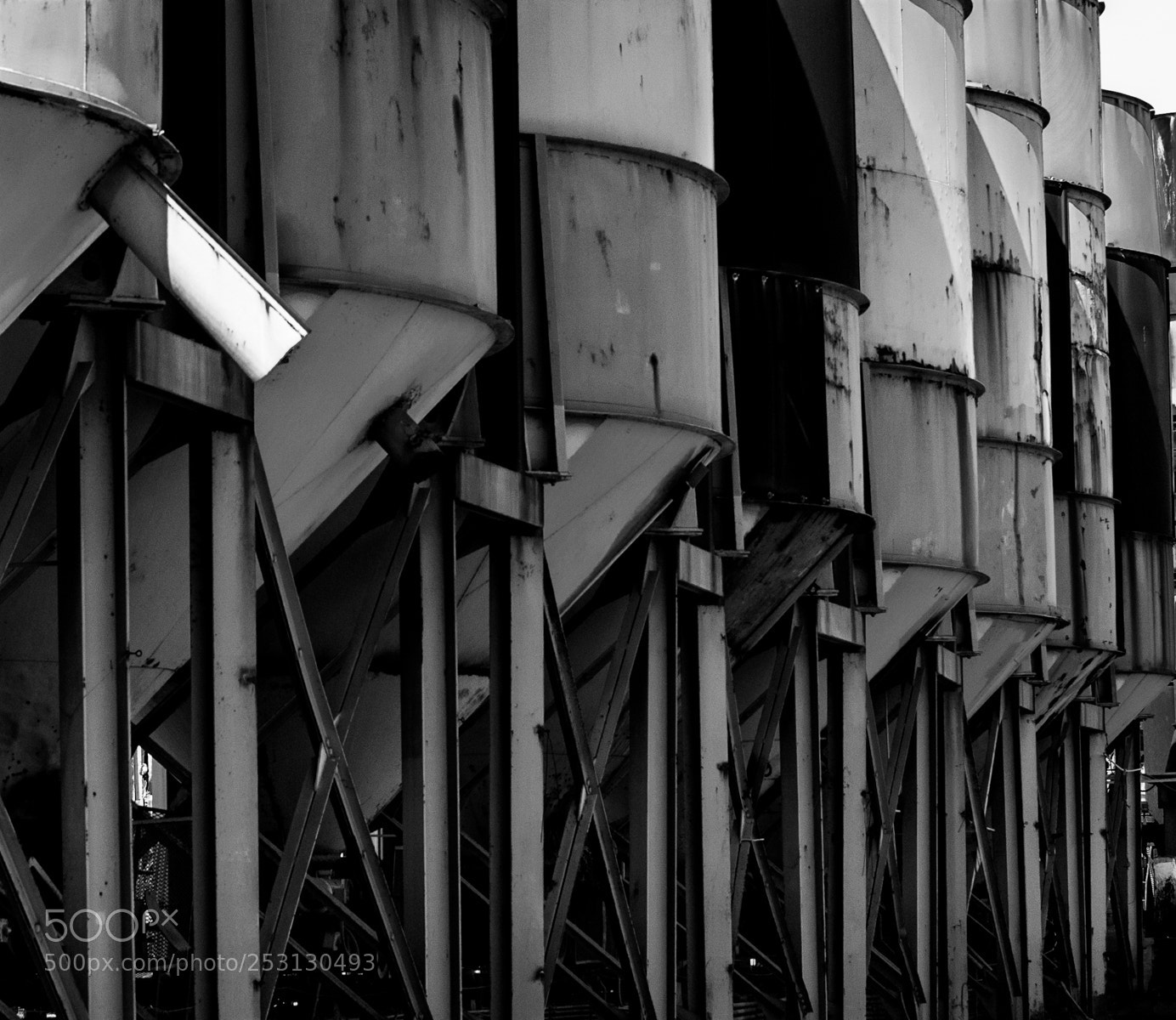 Canon EOS 10D sample photo. Industrial silos photography